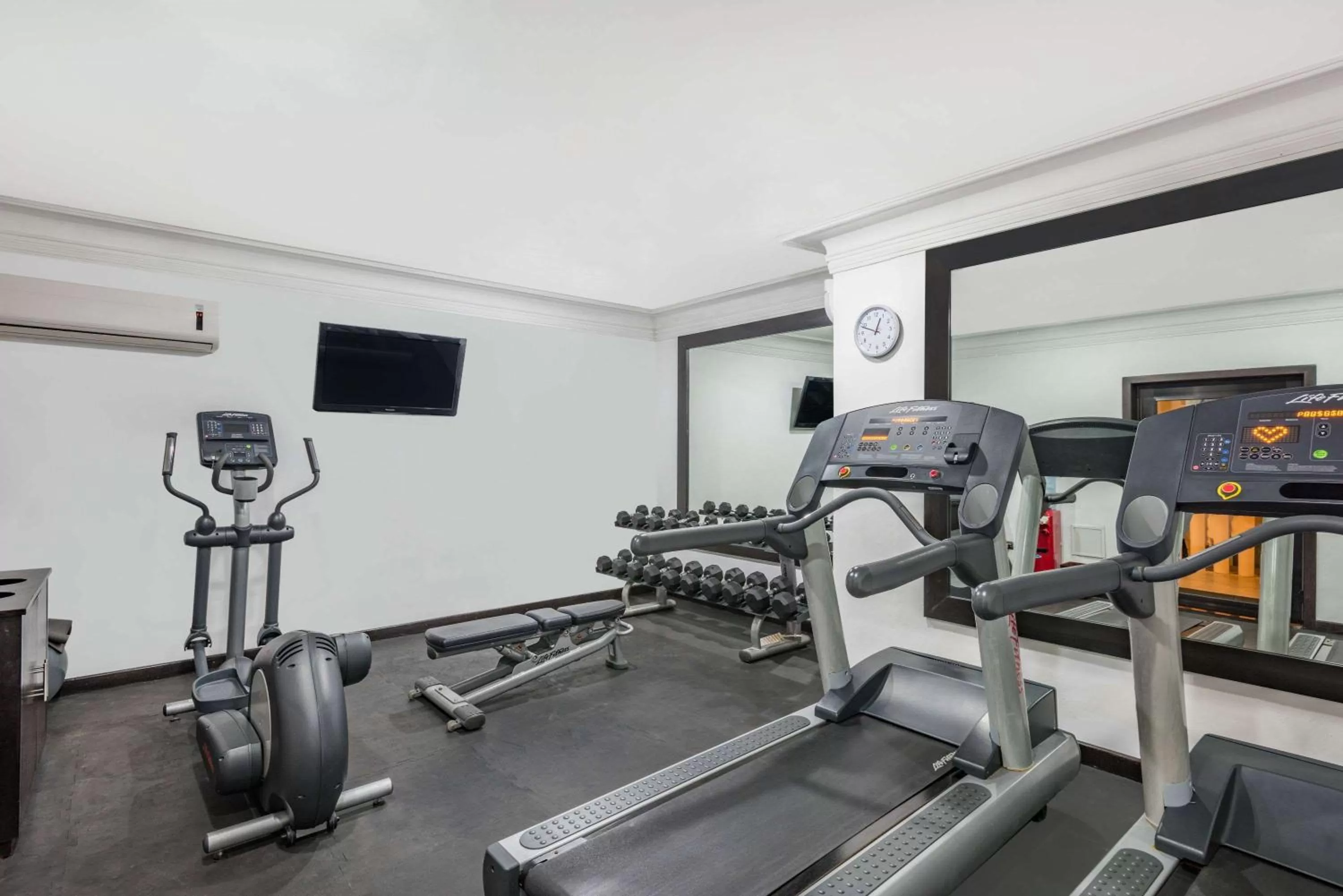 Fitness centre/facilities in Wyndham Merida