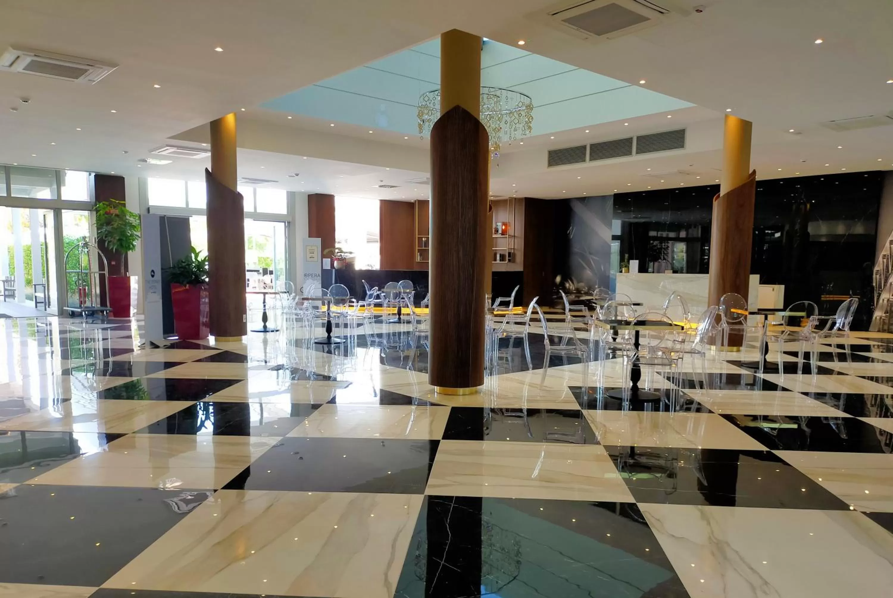 Lobby or reception in The Sydney Hotel