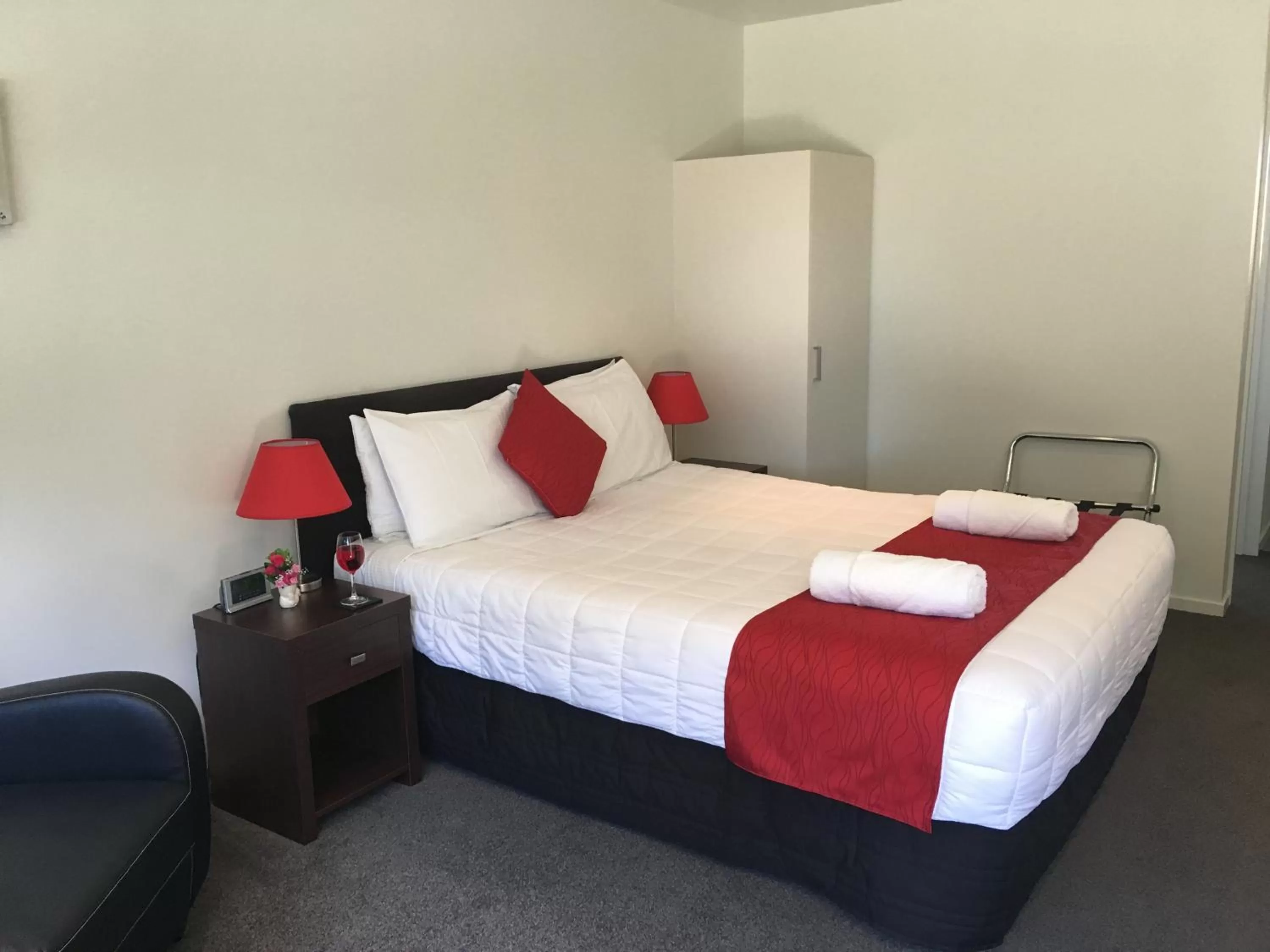 Bed in The Park Motel