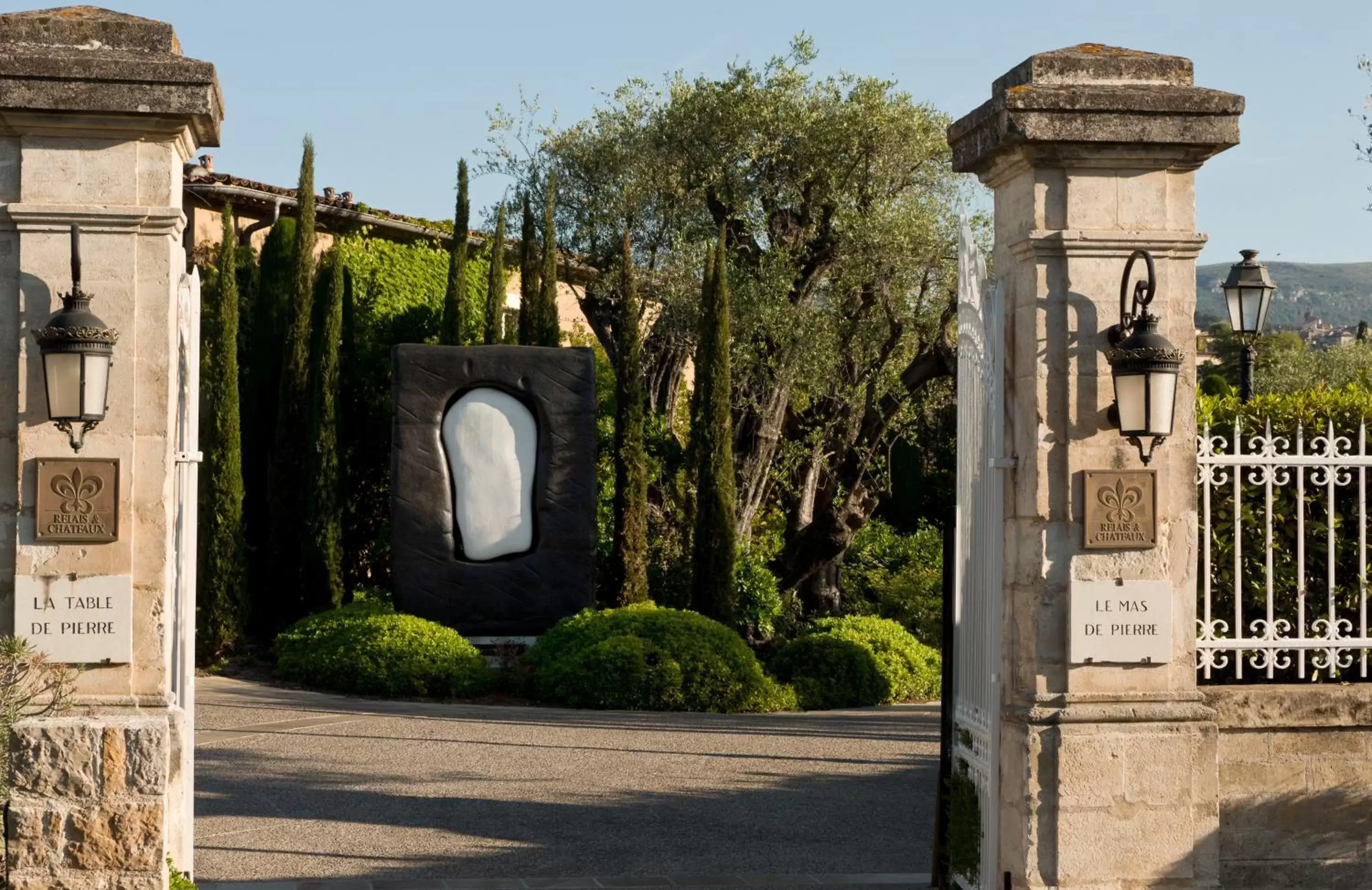 Facade/entrance in Domaine du Mas De Pierre