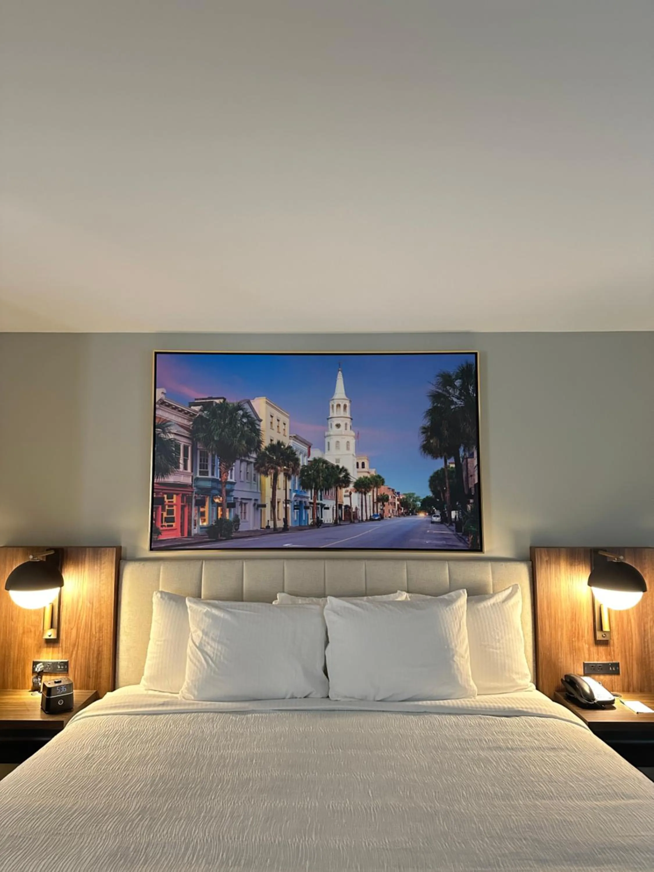 Bed in La Quinta Inn by Wyndham Columbia NE Fort Jackson