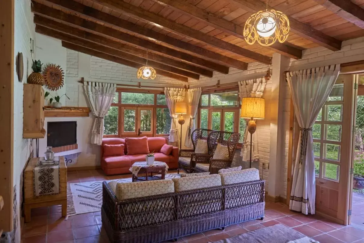 Seating Area in Hotel Rancho San Cayetano