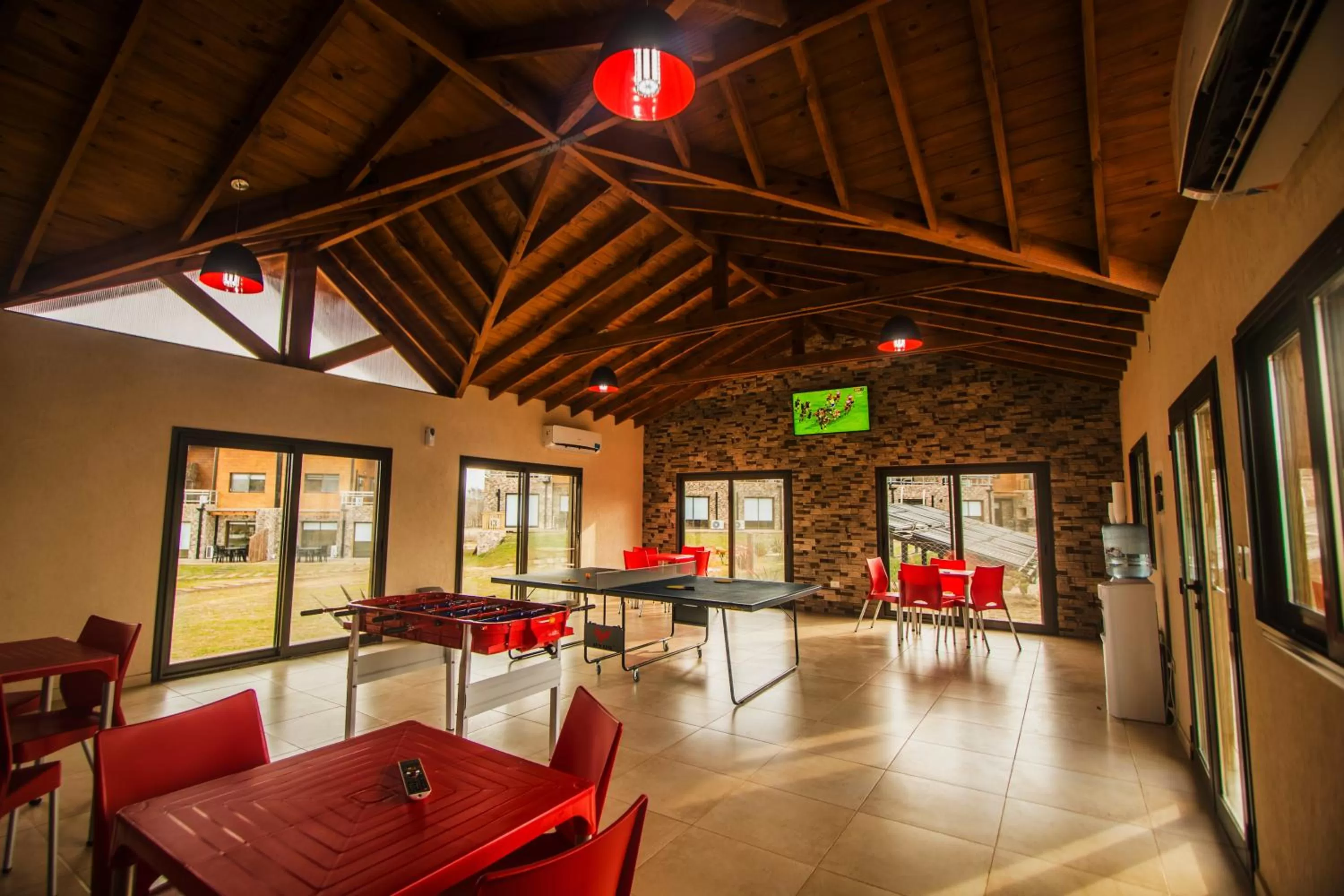 Entertainment in Blackstone Country Villages Hotel