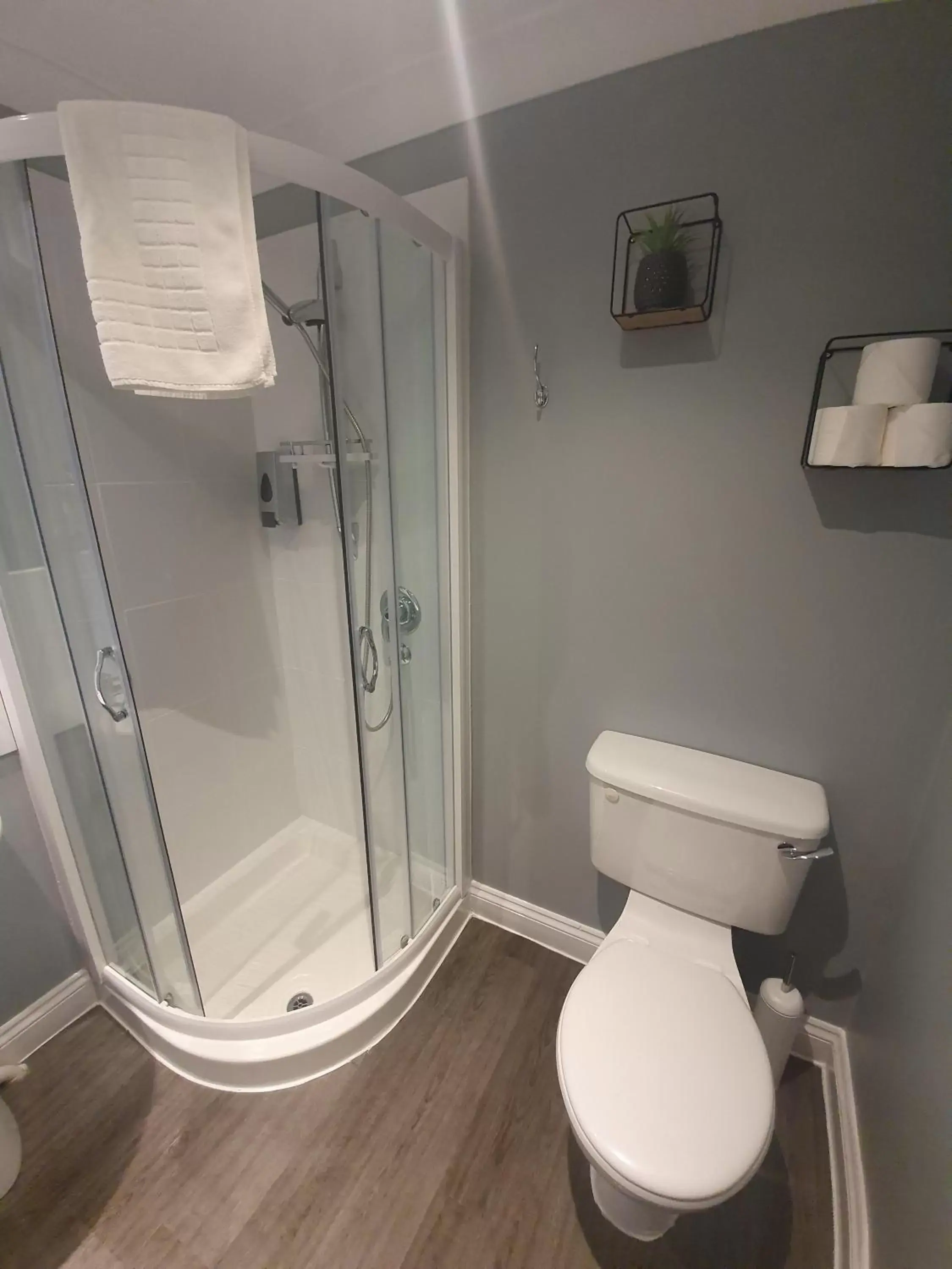 Bathroom in The Nags Head Bathroom in The Nags Head