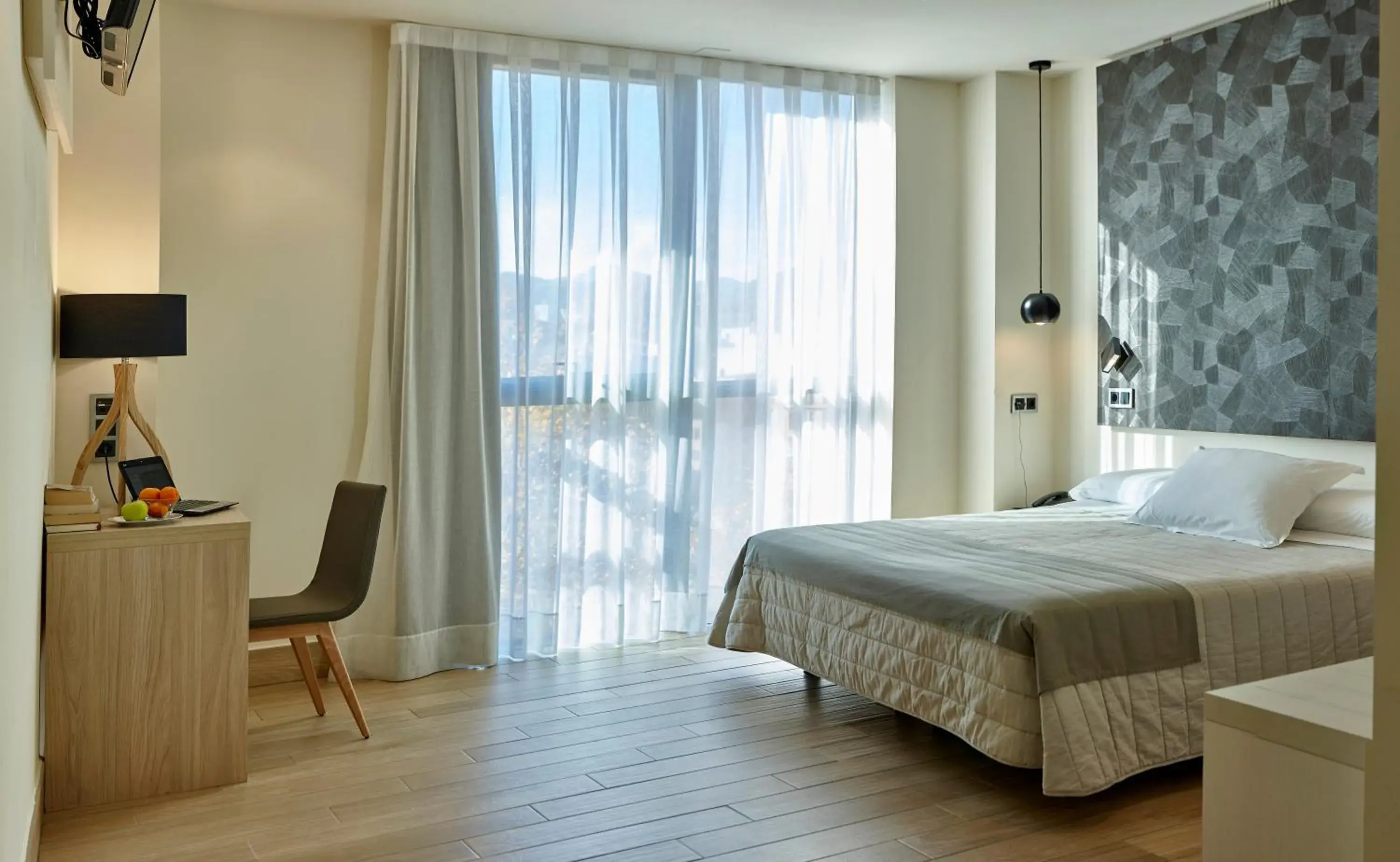 Bedroom in Hotel Bilbao Plaza