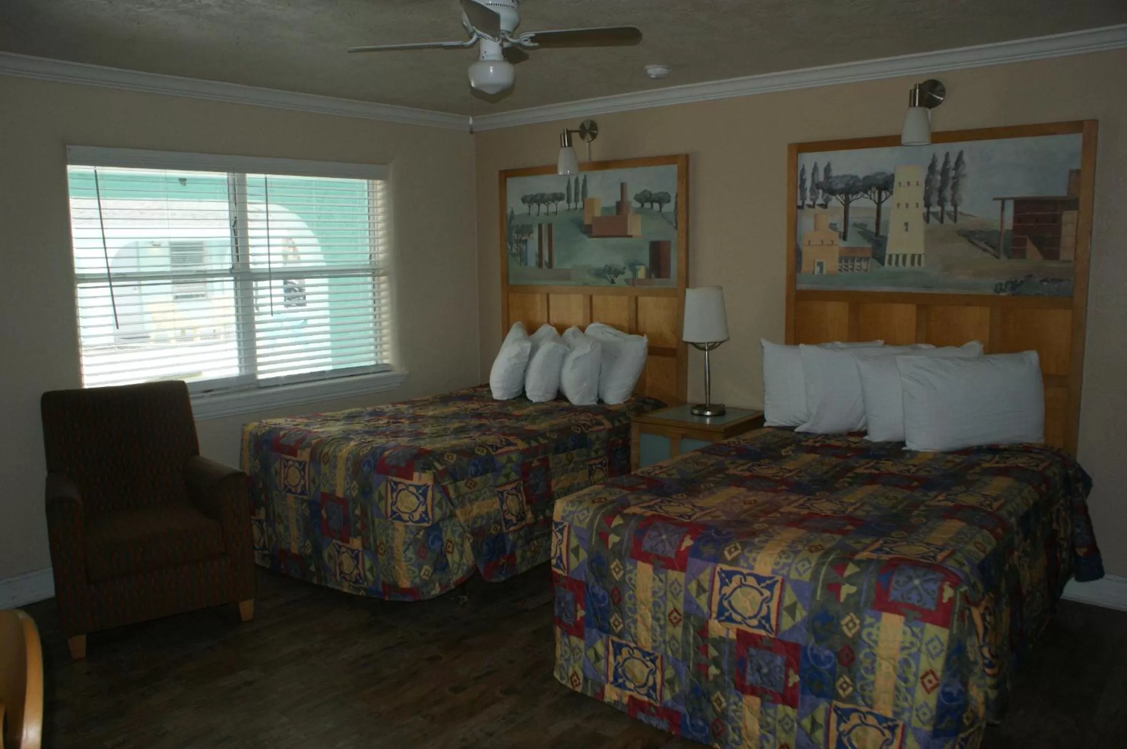 Deluxe Double Room in Sea Vista Motel