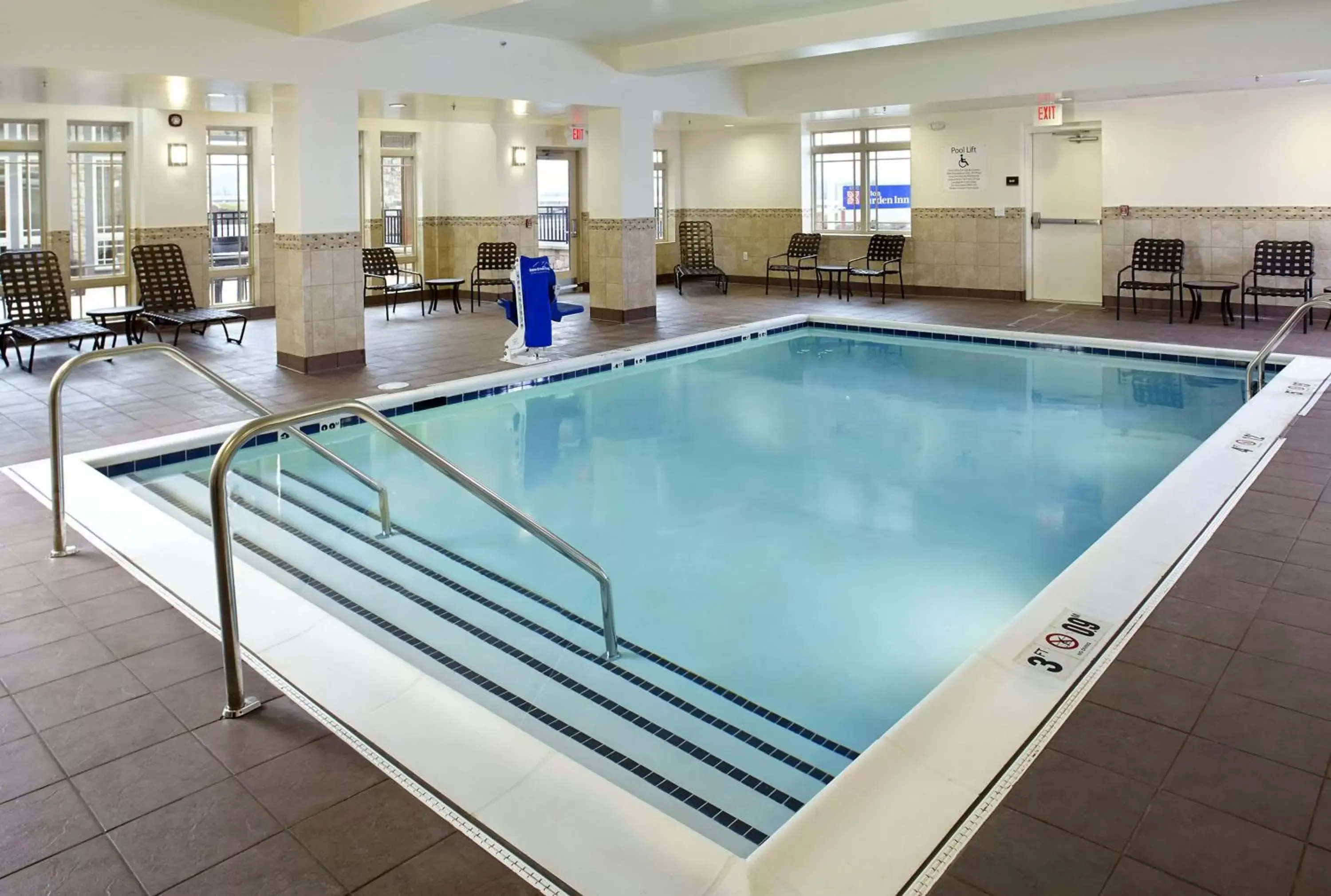Pool view, Swimming Pool in Hilton Garden Inn Roanoke
