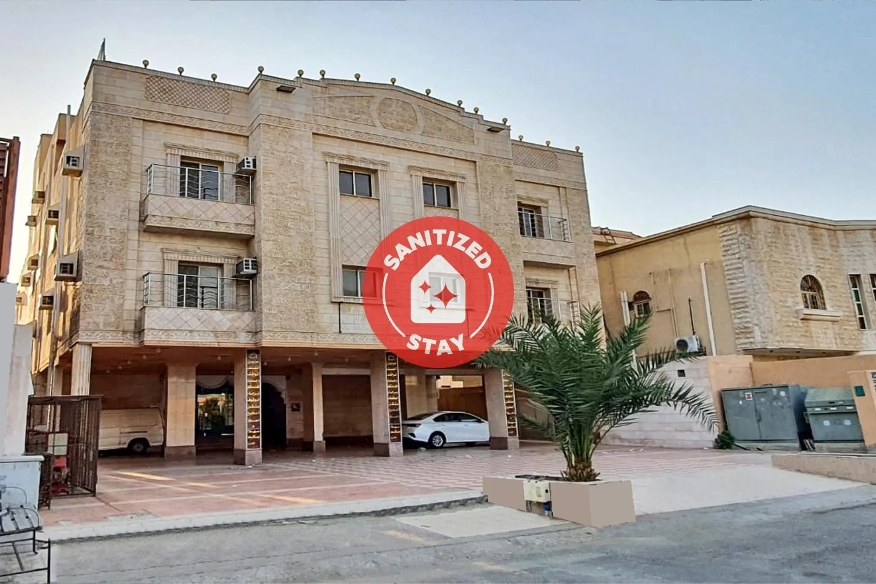 Facade/entrance, Property Building in OYO 589 Lavina House Facade/entrance, Property Building in OYO 589 Lavina House