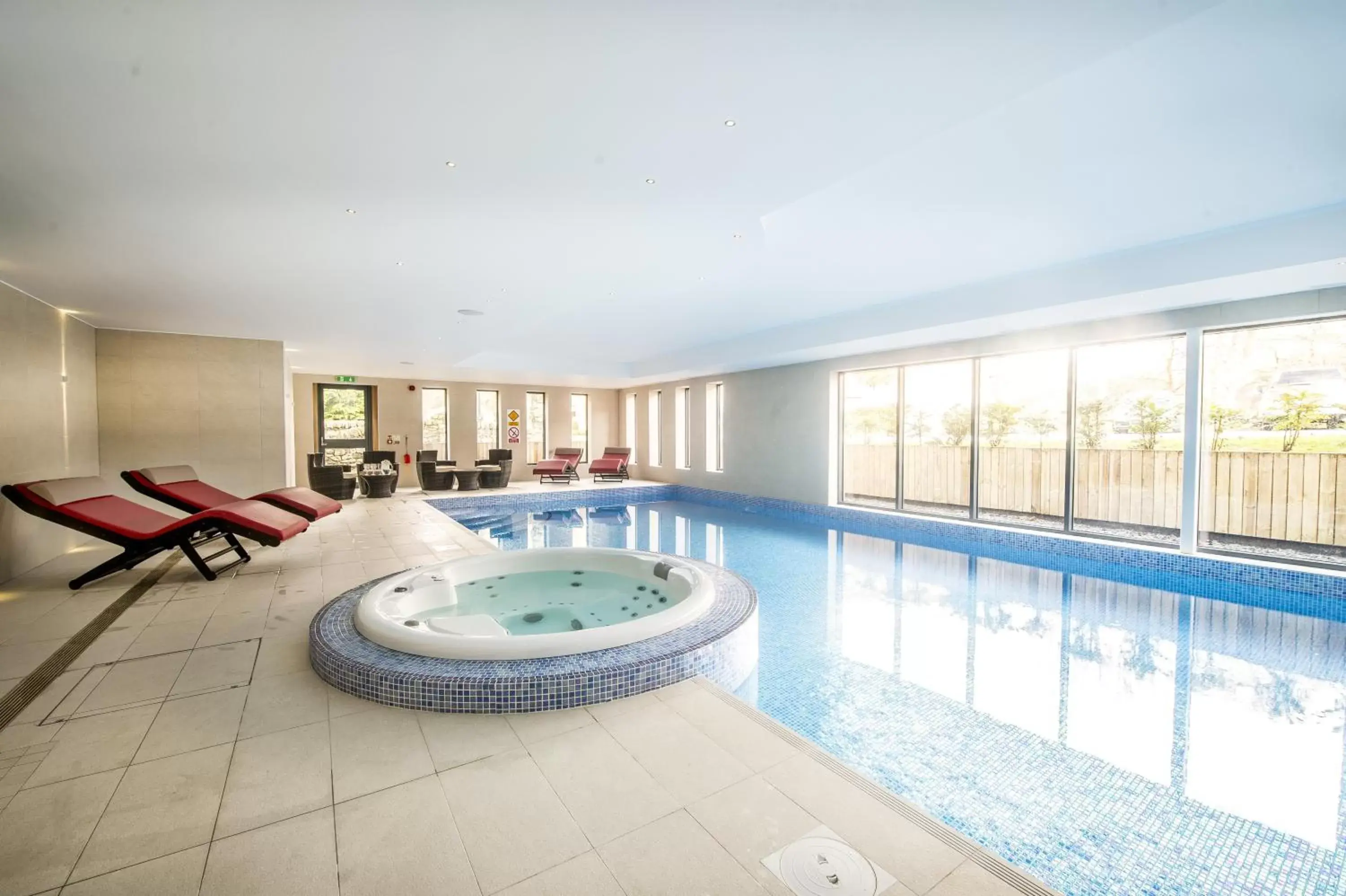 Hot Tub, Swimming Pool in Fonab Castle Hotel