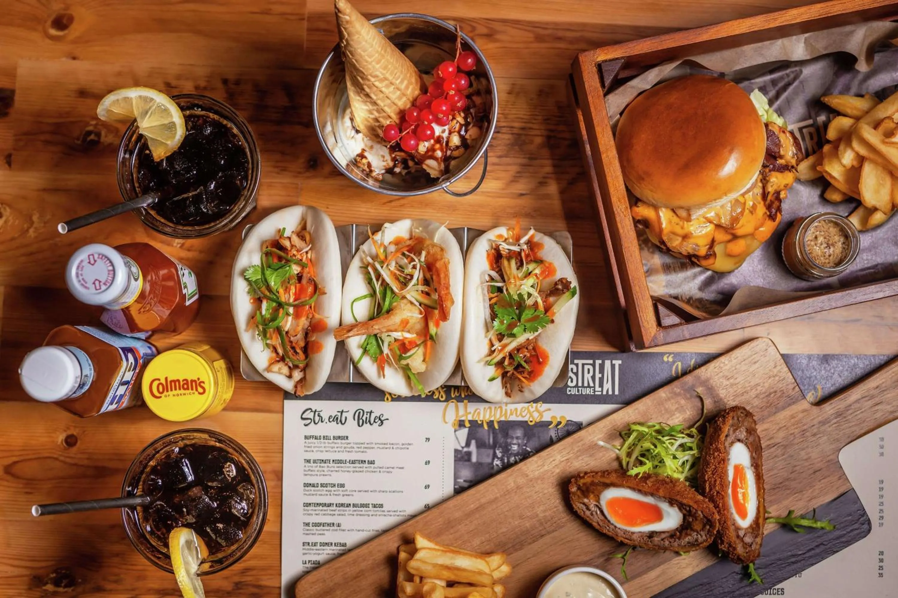 Restaurant/places to eat in DoubleTree by Hilton Dubai Al Jadaf