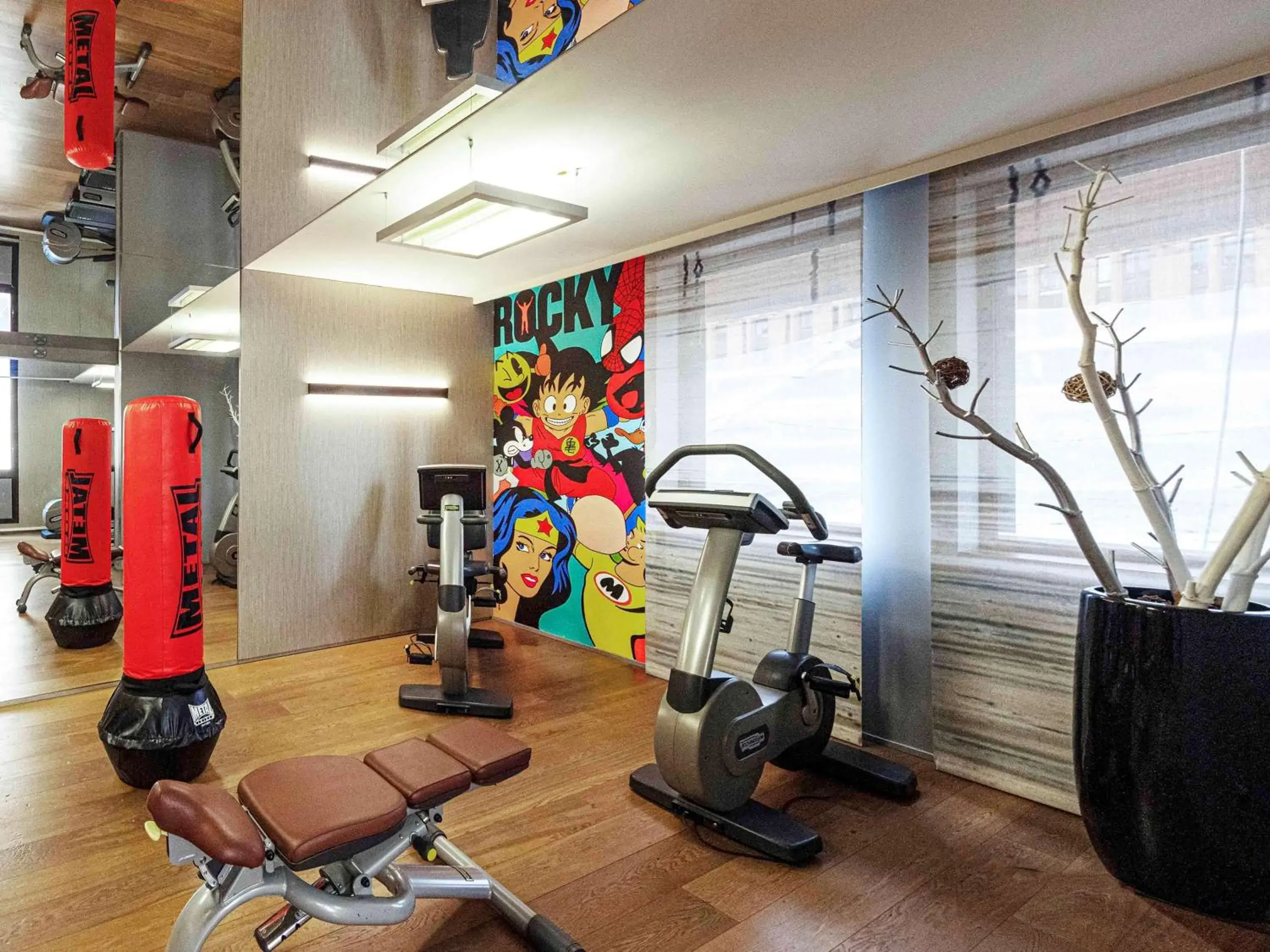 Property building, Fitness Center/Facilities in Pullman Toulouse Centre Ramblas