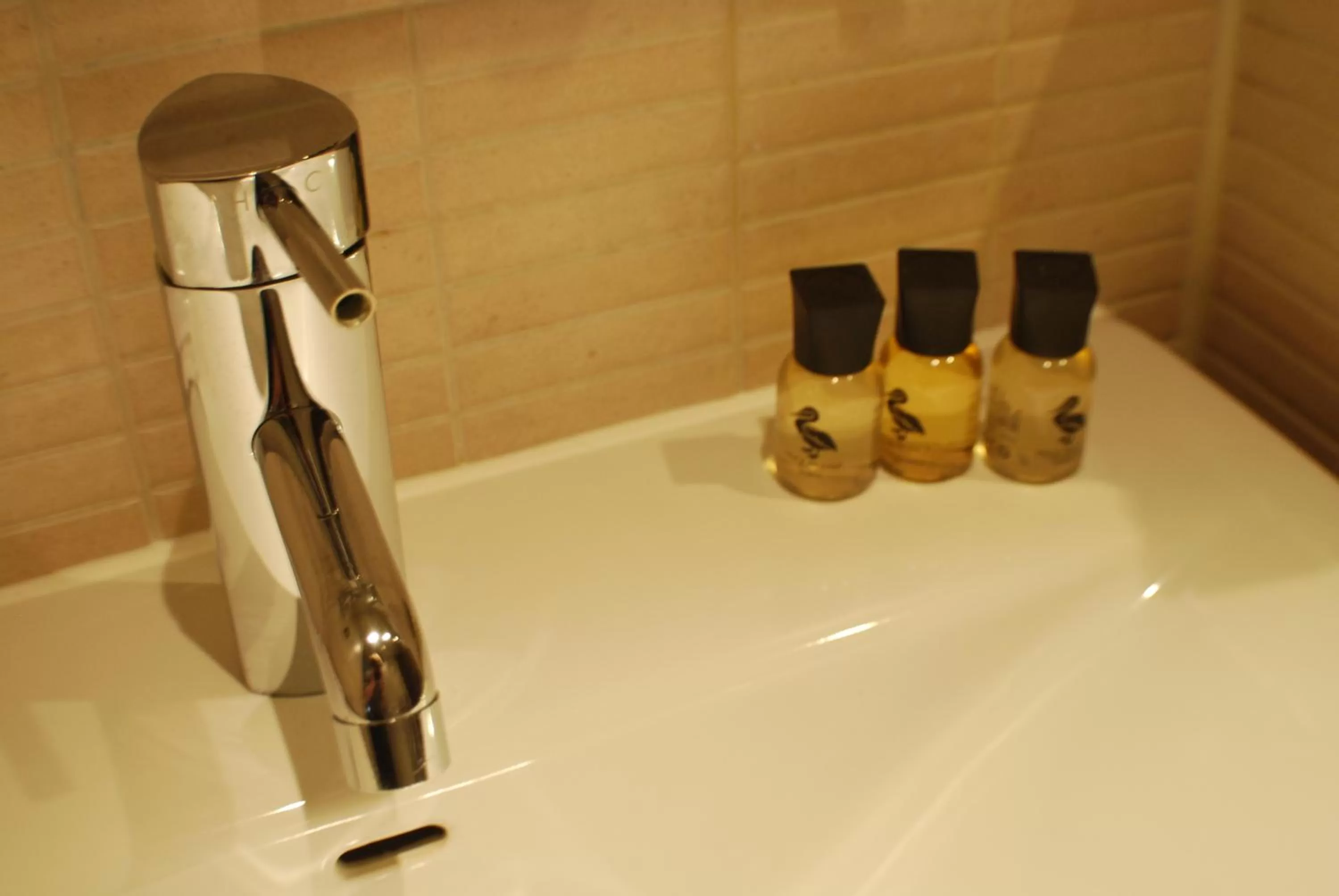 Bathroom in The Salisbury Hotel