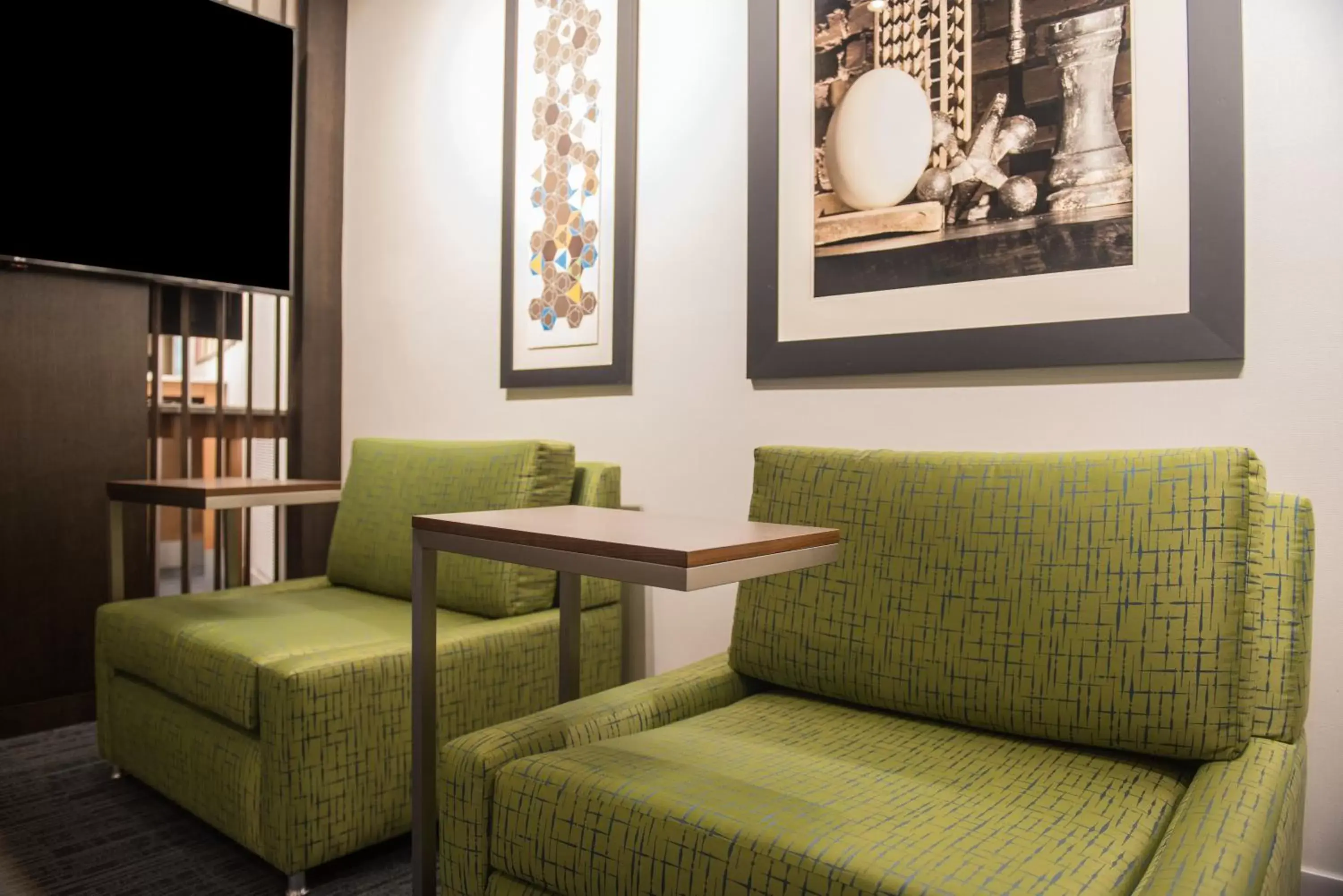 Property building, Seating Area in Holiday Inn Express & Suites Ruston, an IHG Hotel