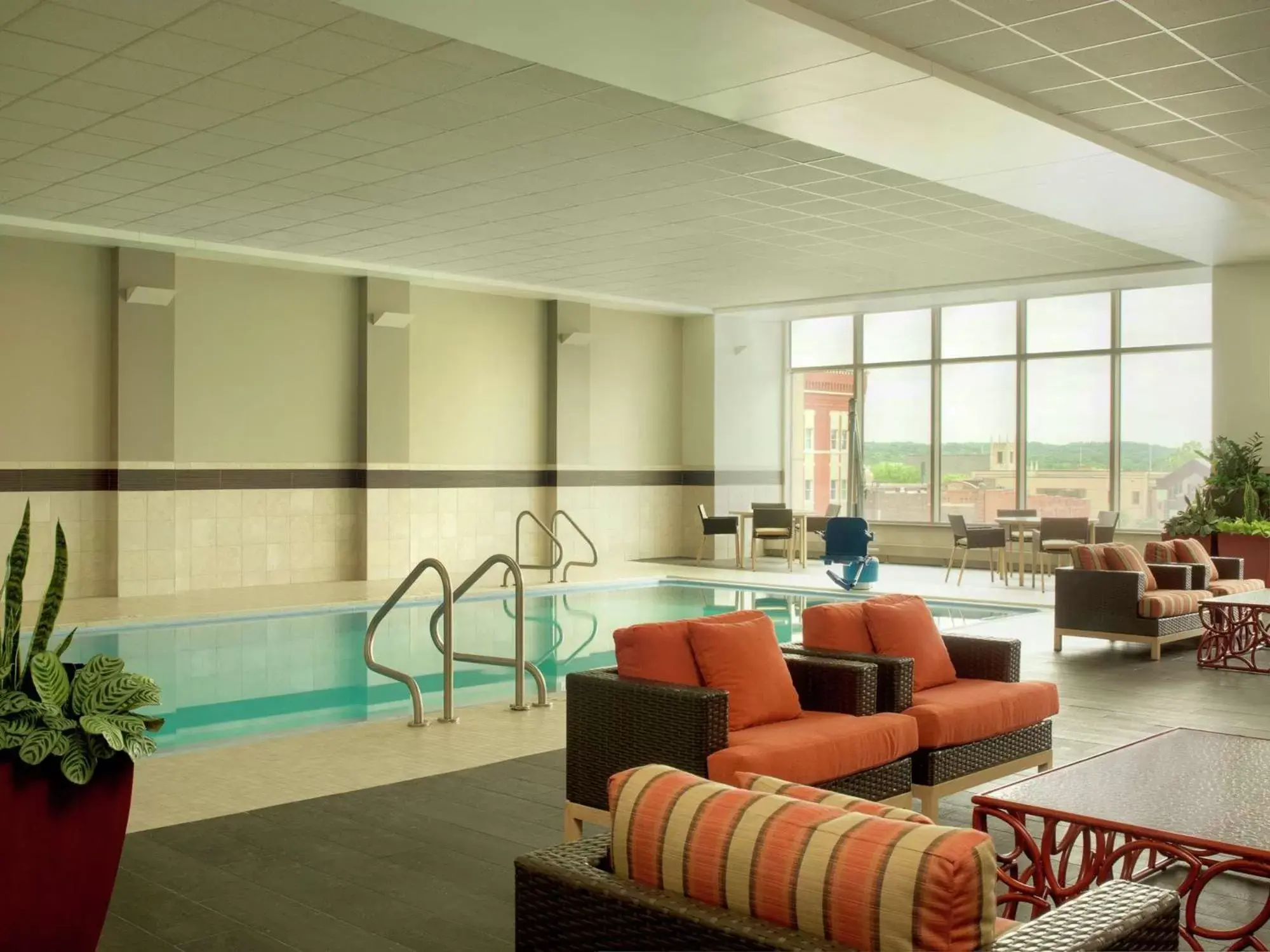 Pool view in DoubleTree by Hilton Hotel Cedar Rapids Convention Complex