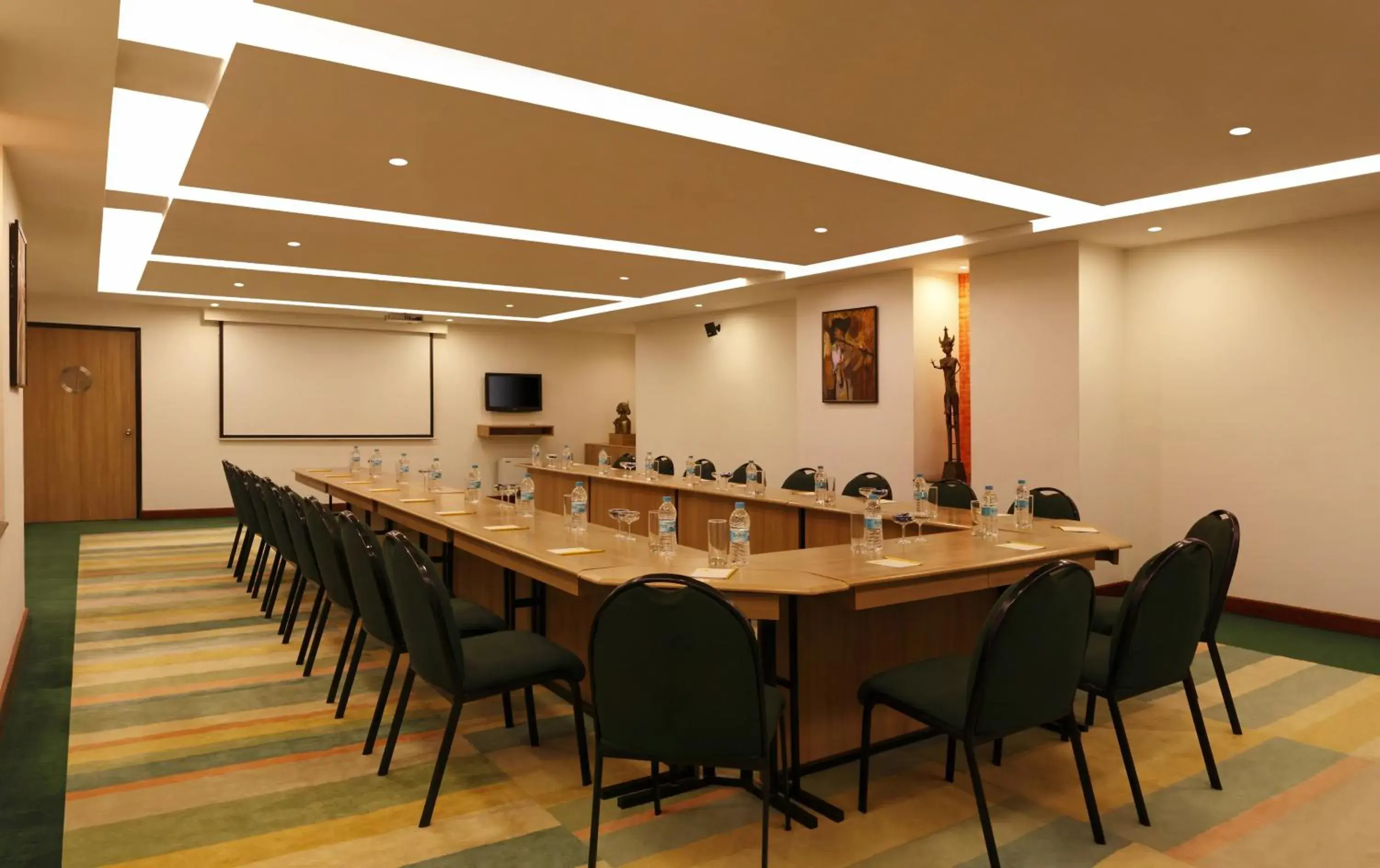 Meeting/conference room in Lemon Tree Hotel Chennai
