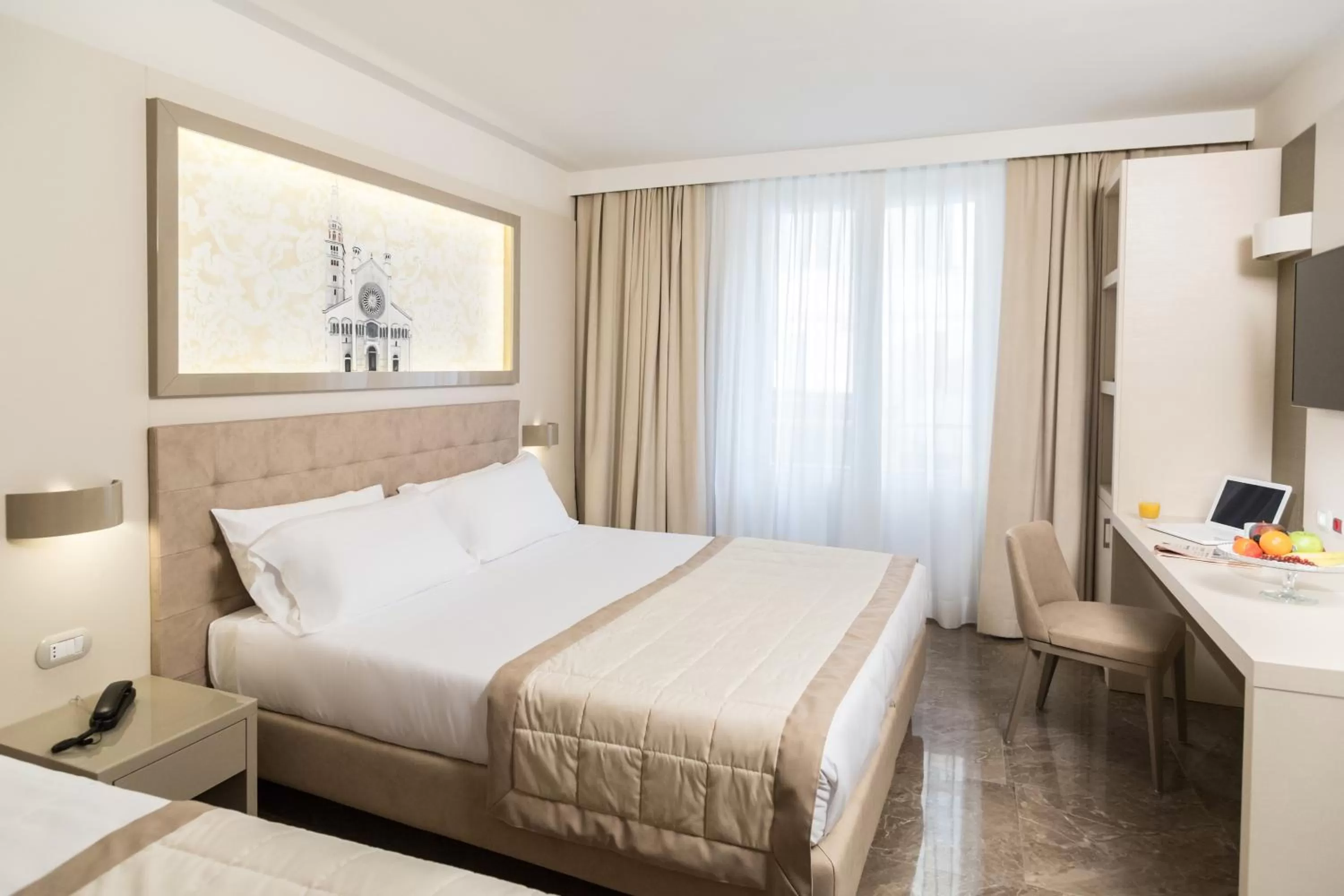 TV and multimedia, Bed in Best Western Premier Milano Palace Hotel