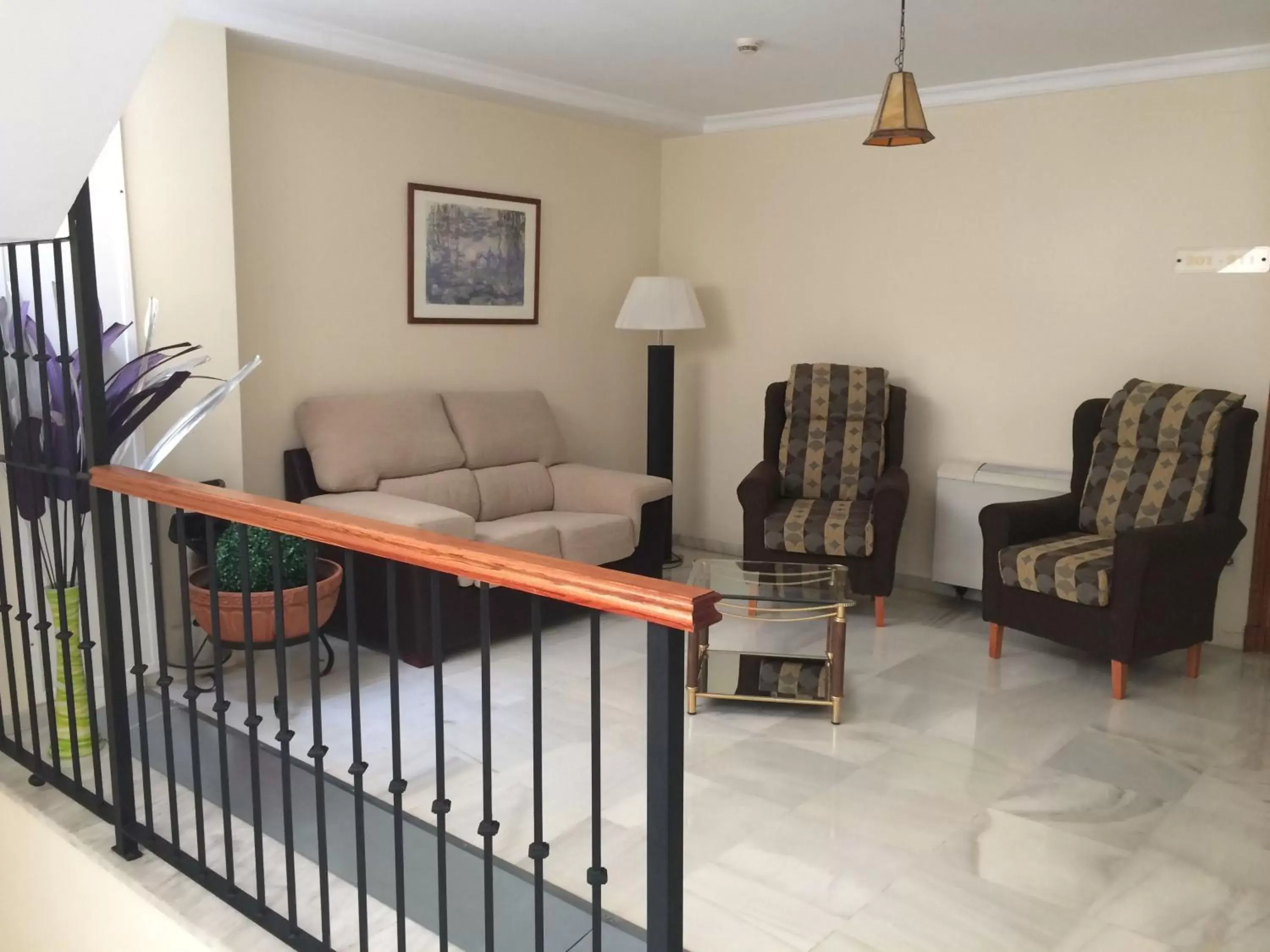 Lobby or reception, Seating Area in Hotel Peña de Arcos