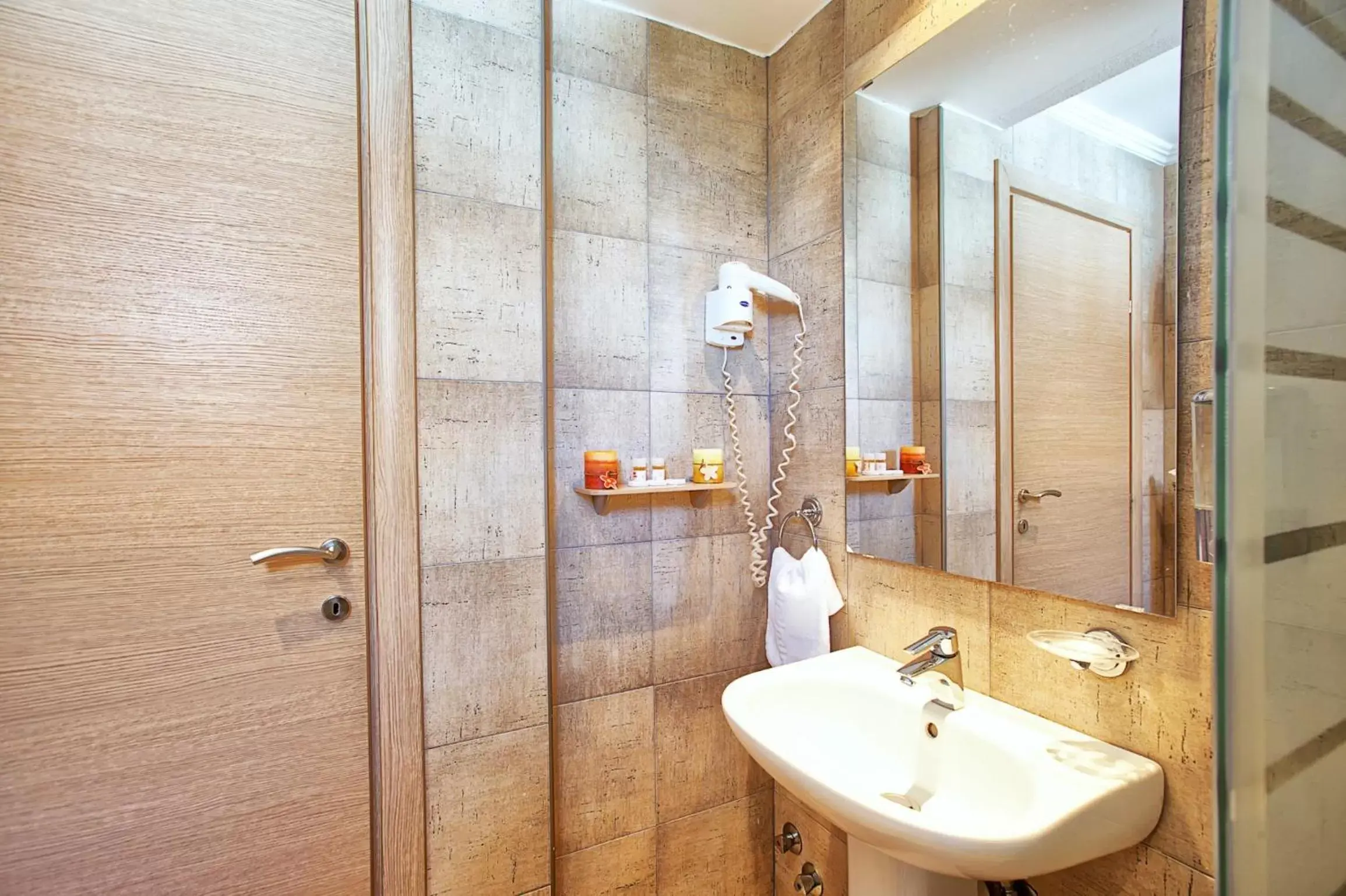 Decorative detail, Bathroom in Anastassiou Hotel