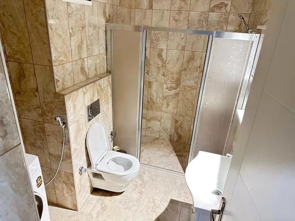 Bathroom in Bikka&Asell Suite Hotel