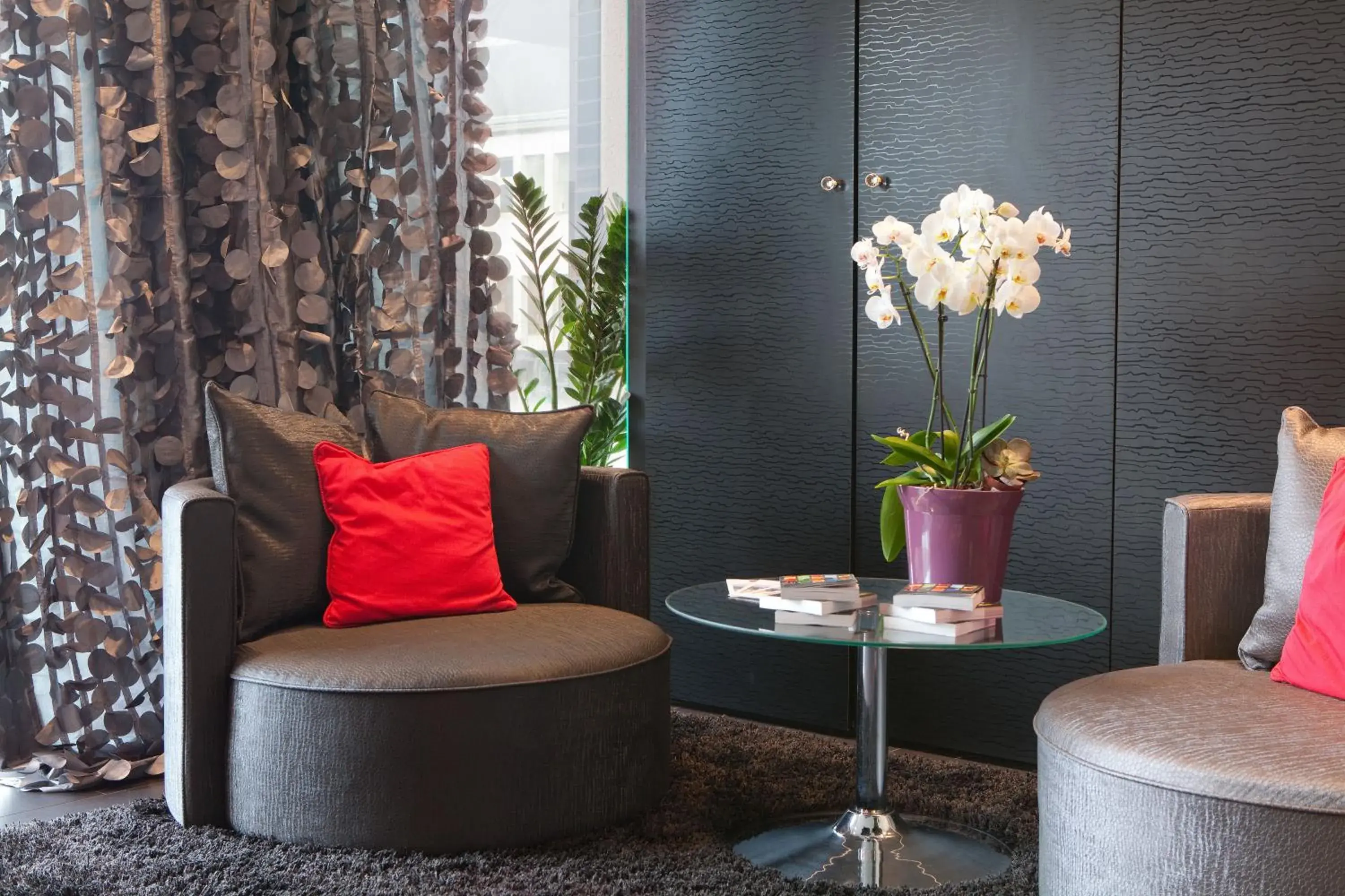 Lobby or reception, Seating Area in Best Western Blois Chateau