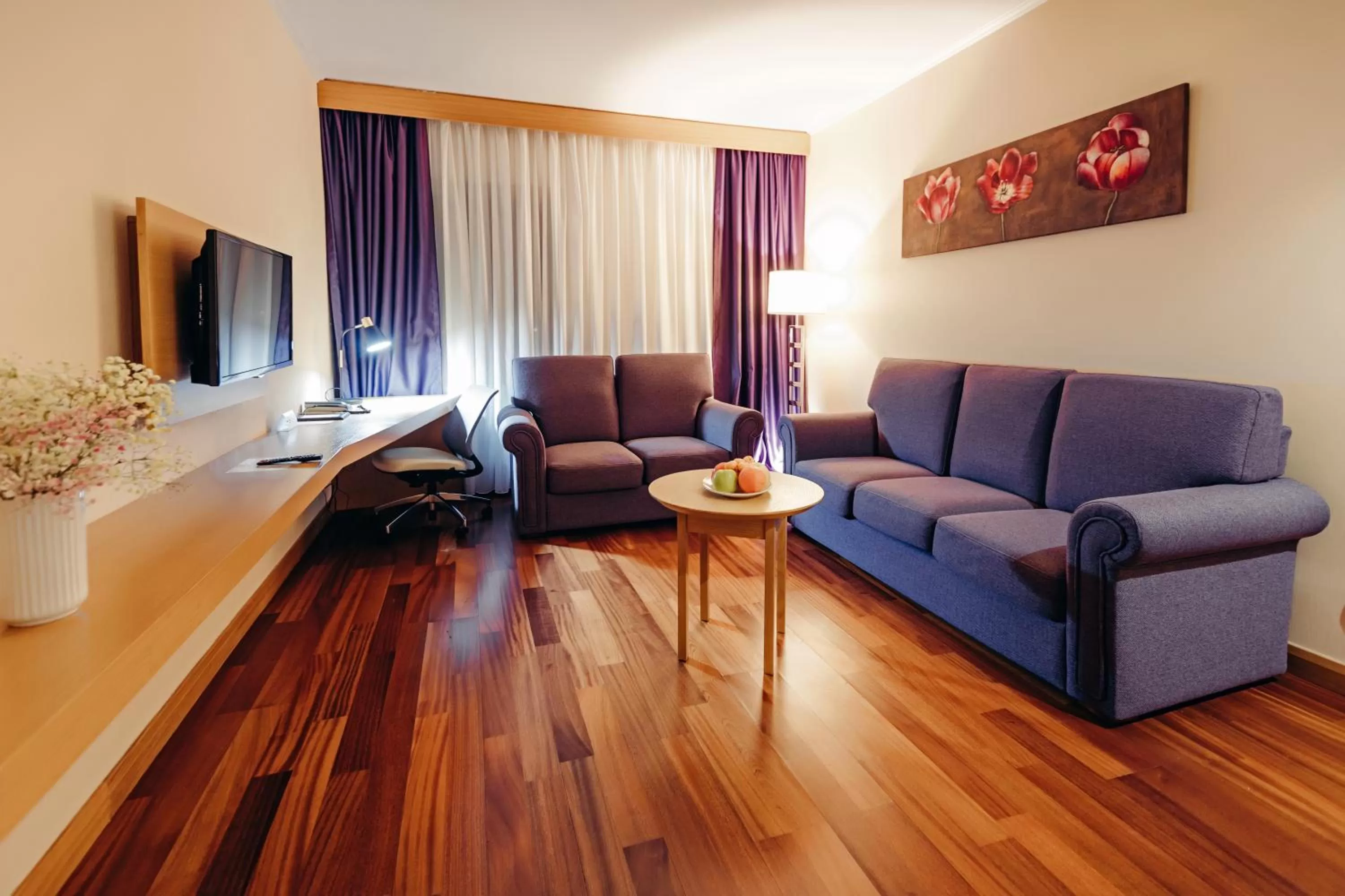 Living room in Dedeman Oskemen Hotel