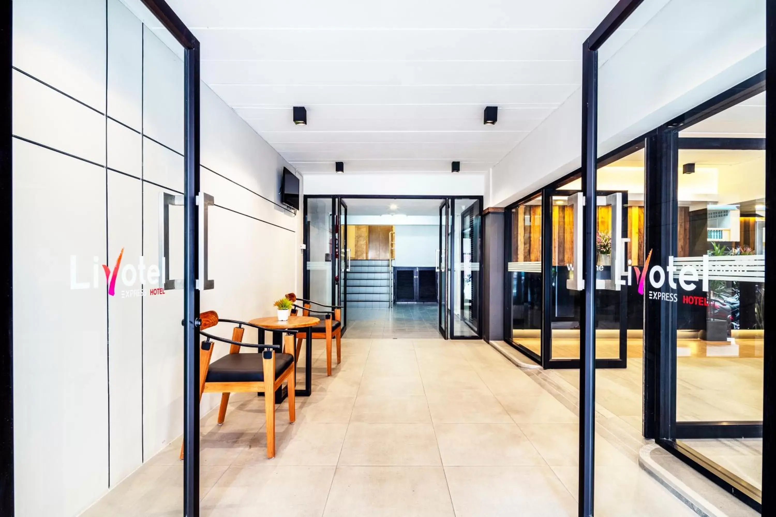 Facade/entrance in Livotel Express Hotel Ramkhamhaeng 50 Bangkok - No Parking Facade/entrance in Livotel Express Hotel Ramkhamhaeng 50 Bangkok - No Parking