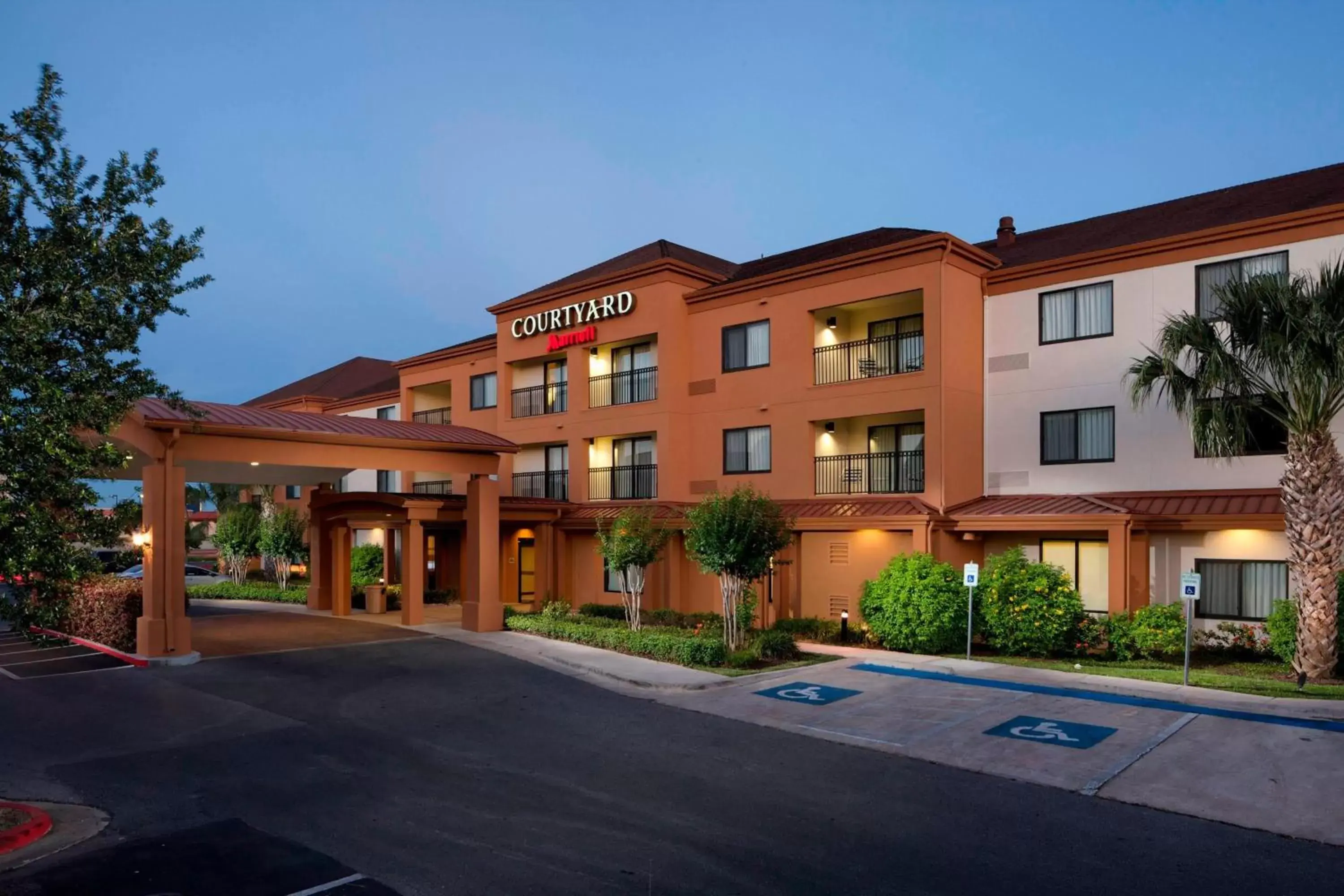 Property Building in Courtyard by Marriott Brownsville