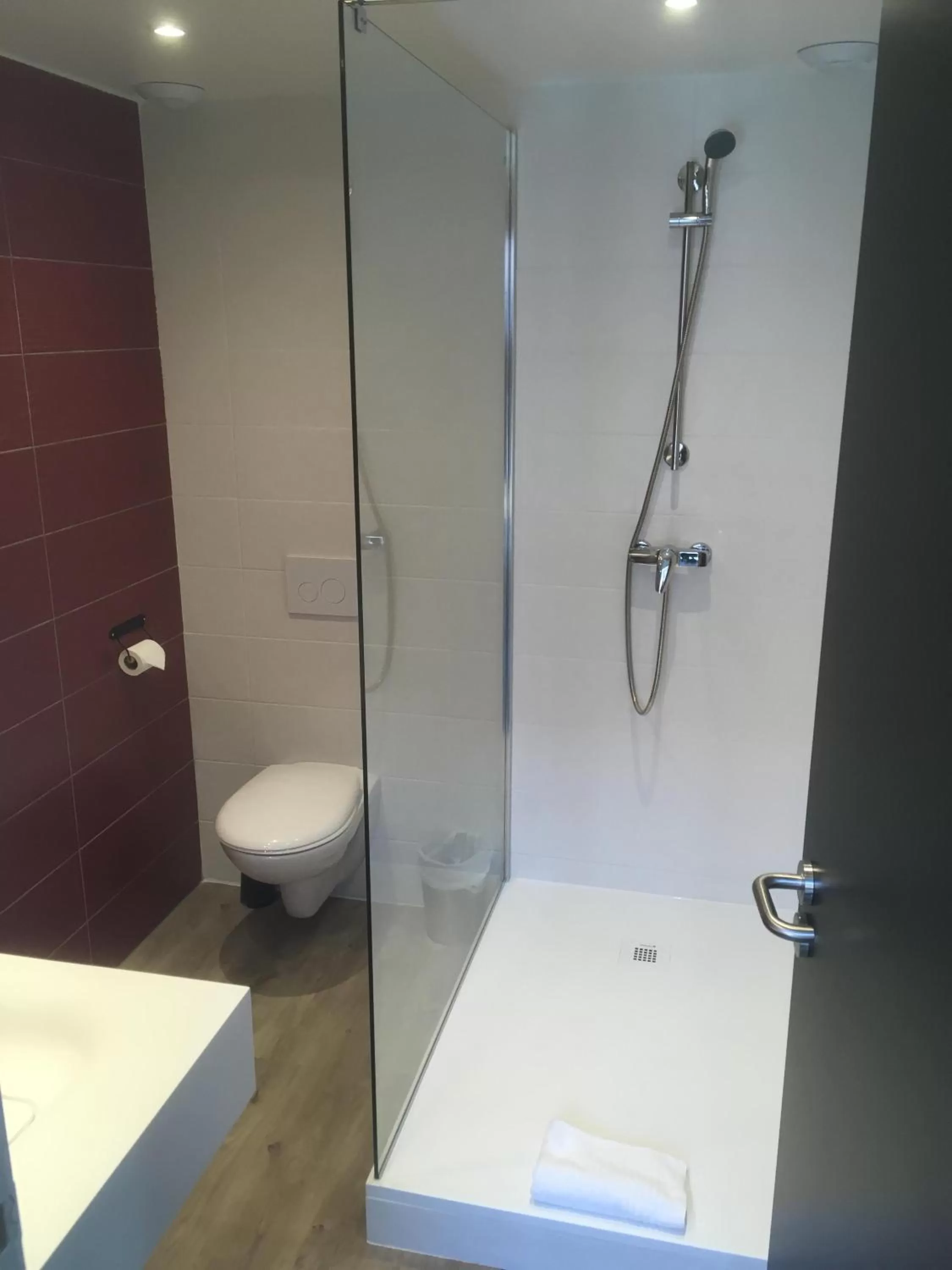 Shower in Hotel De Quebec