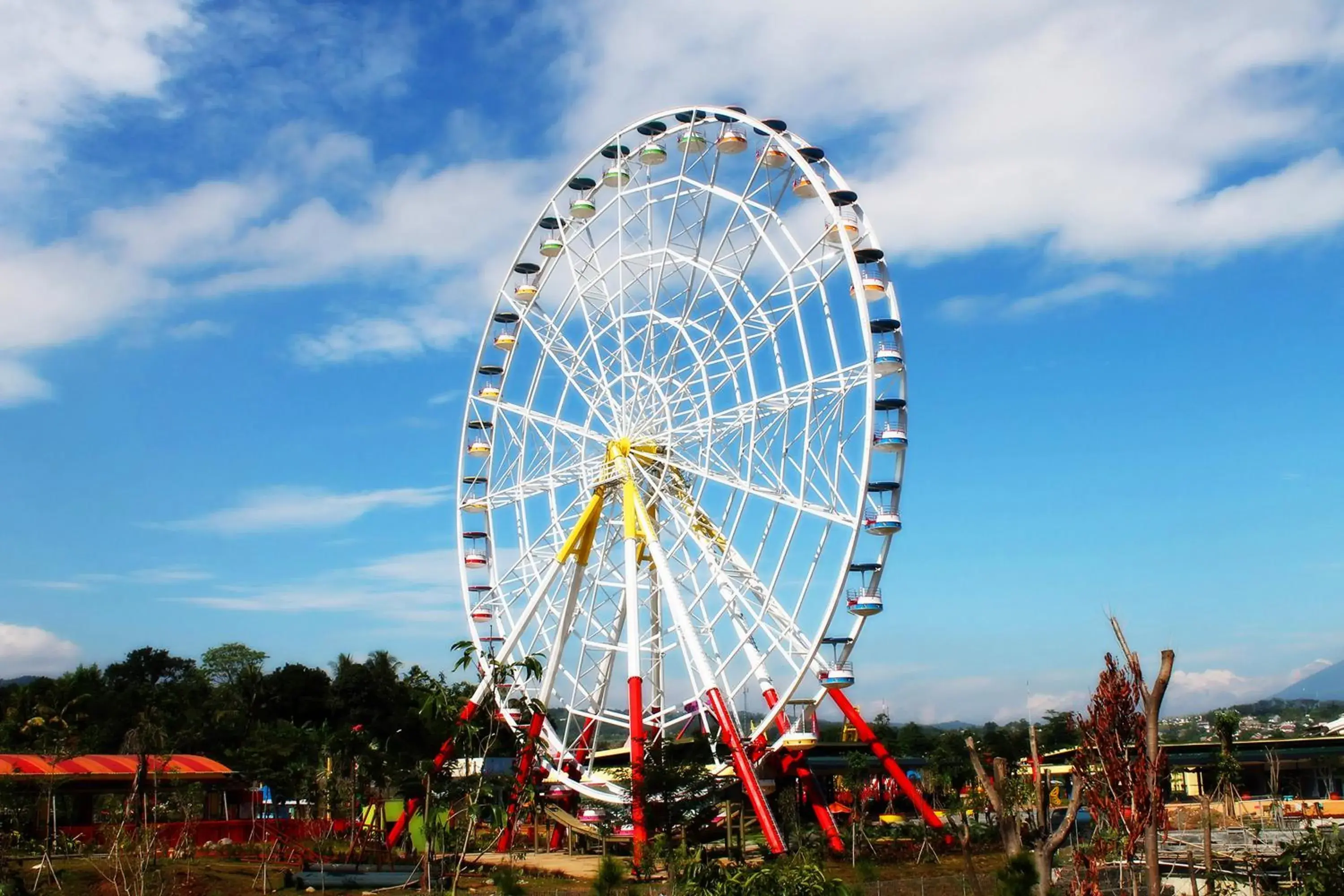 Activities, Windsurfing in Harris Hotel Sentul City Bogor