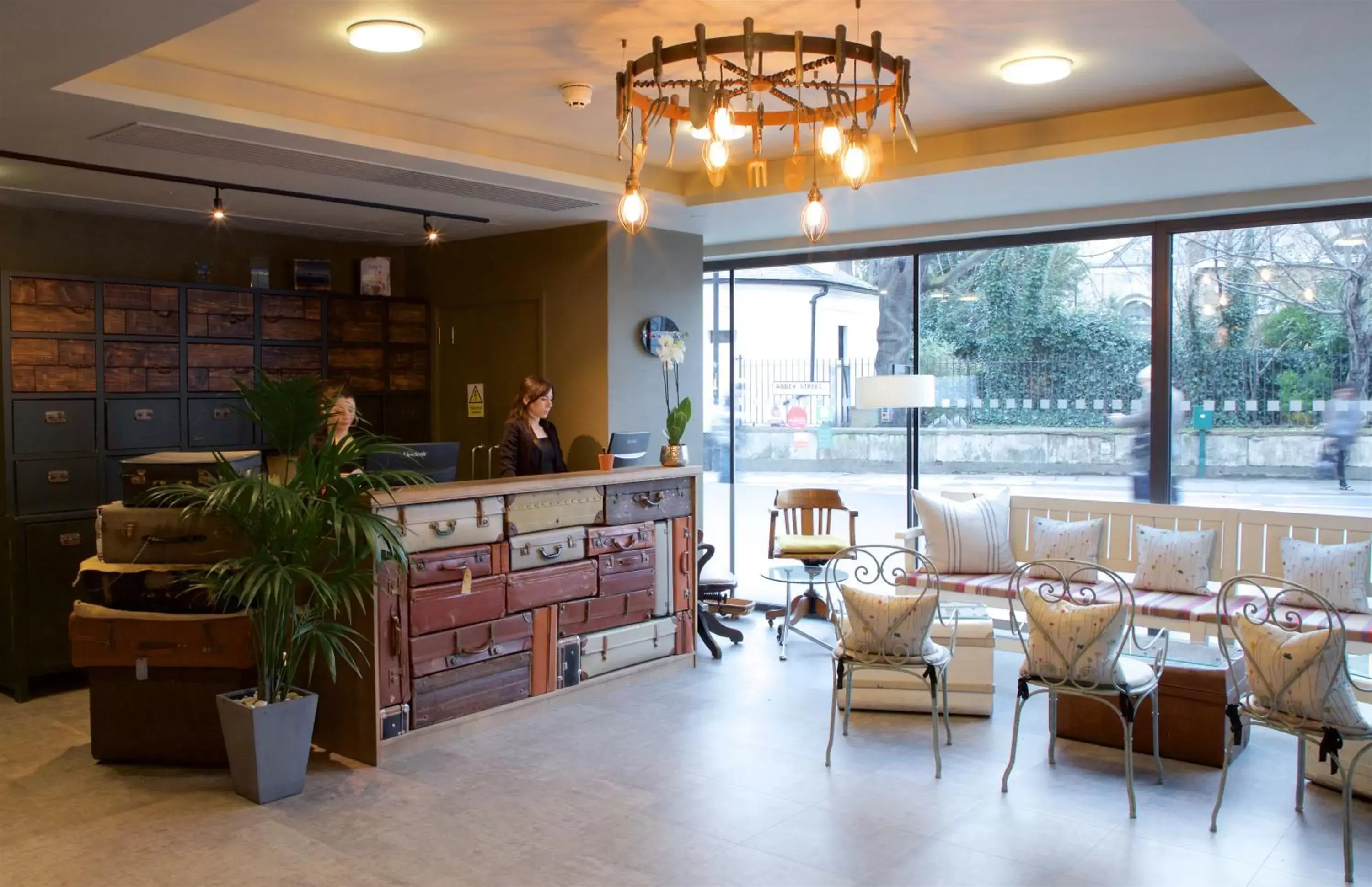 Restaurant/Places to Eat in Bermondsey Square Hotel - A Bespoke Hotel