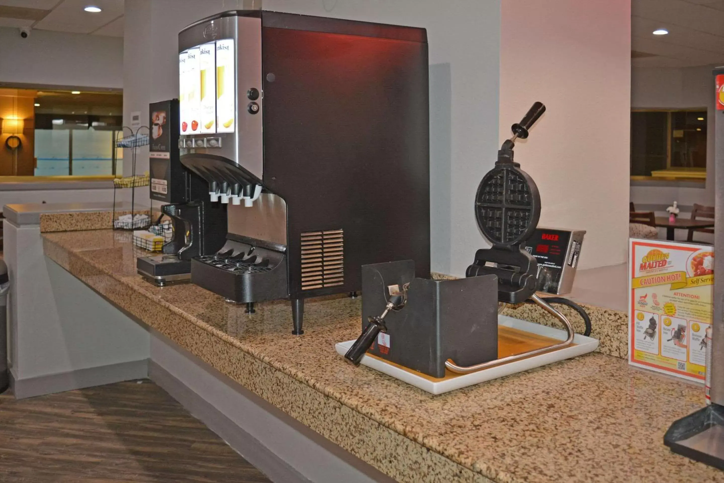 Breakfast in Quality Inn & Suites East Syracuse - Carrier Circle Breakfast in Quality Inn & Suites East Syracuse - Carrier Circle