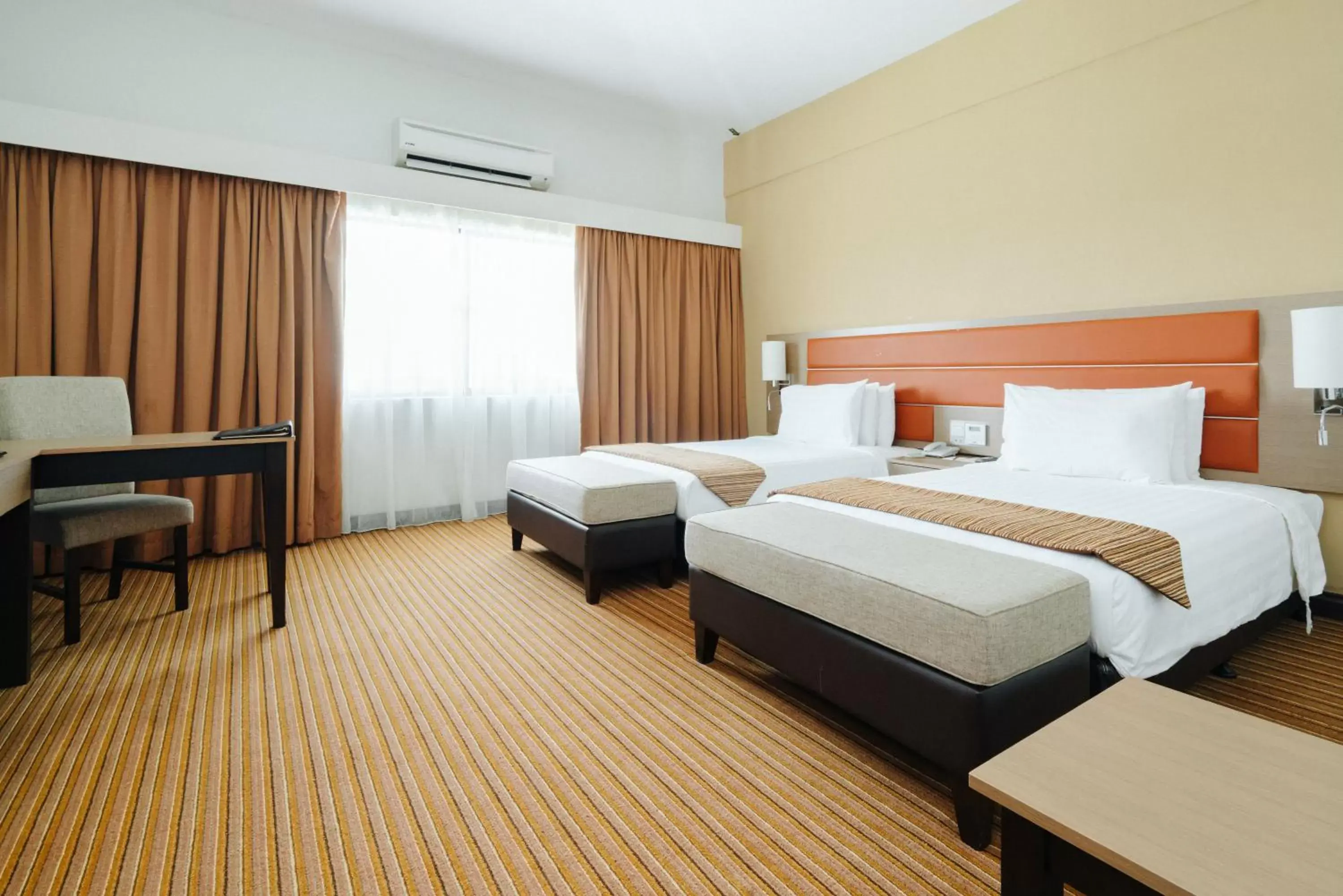 Photo of the whole room, Bed in Raia Hotel & Convention Centre Terengganu