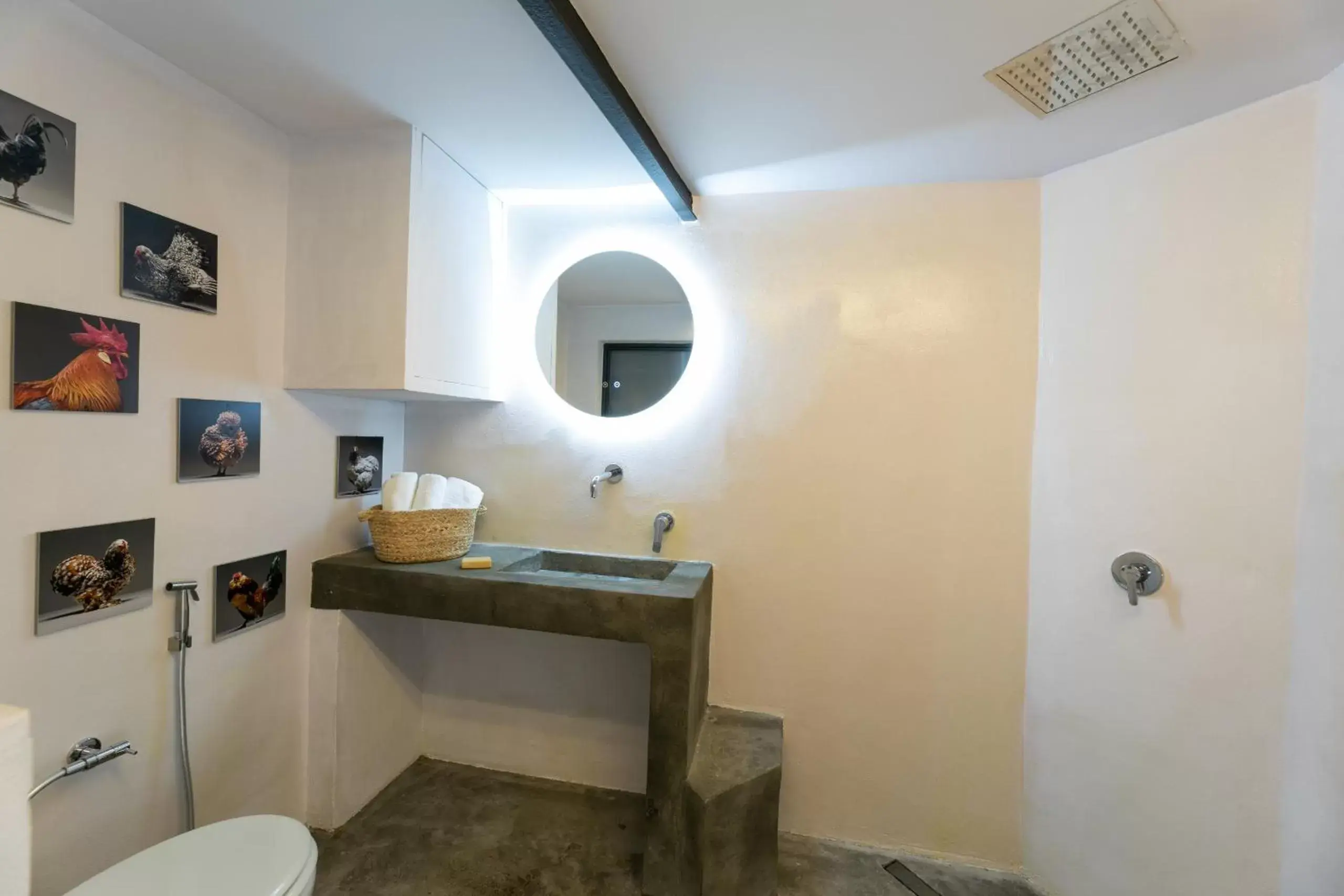 Bathroom in Casa Teia, Exclusive Loft in Ortigia