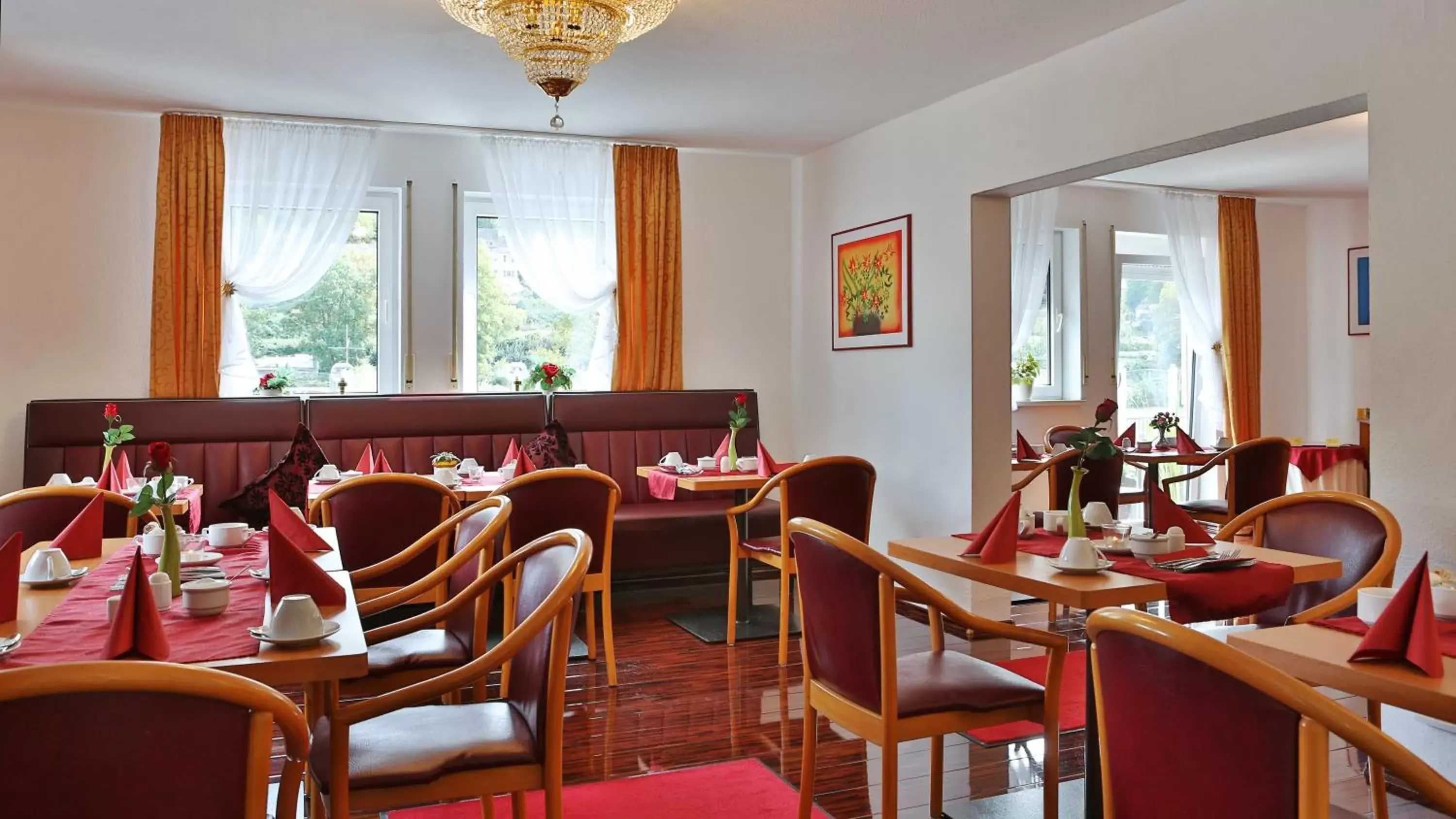 Restaurant/Places to Eat in Hotel Neckarlux