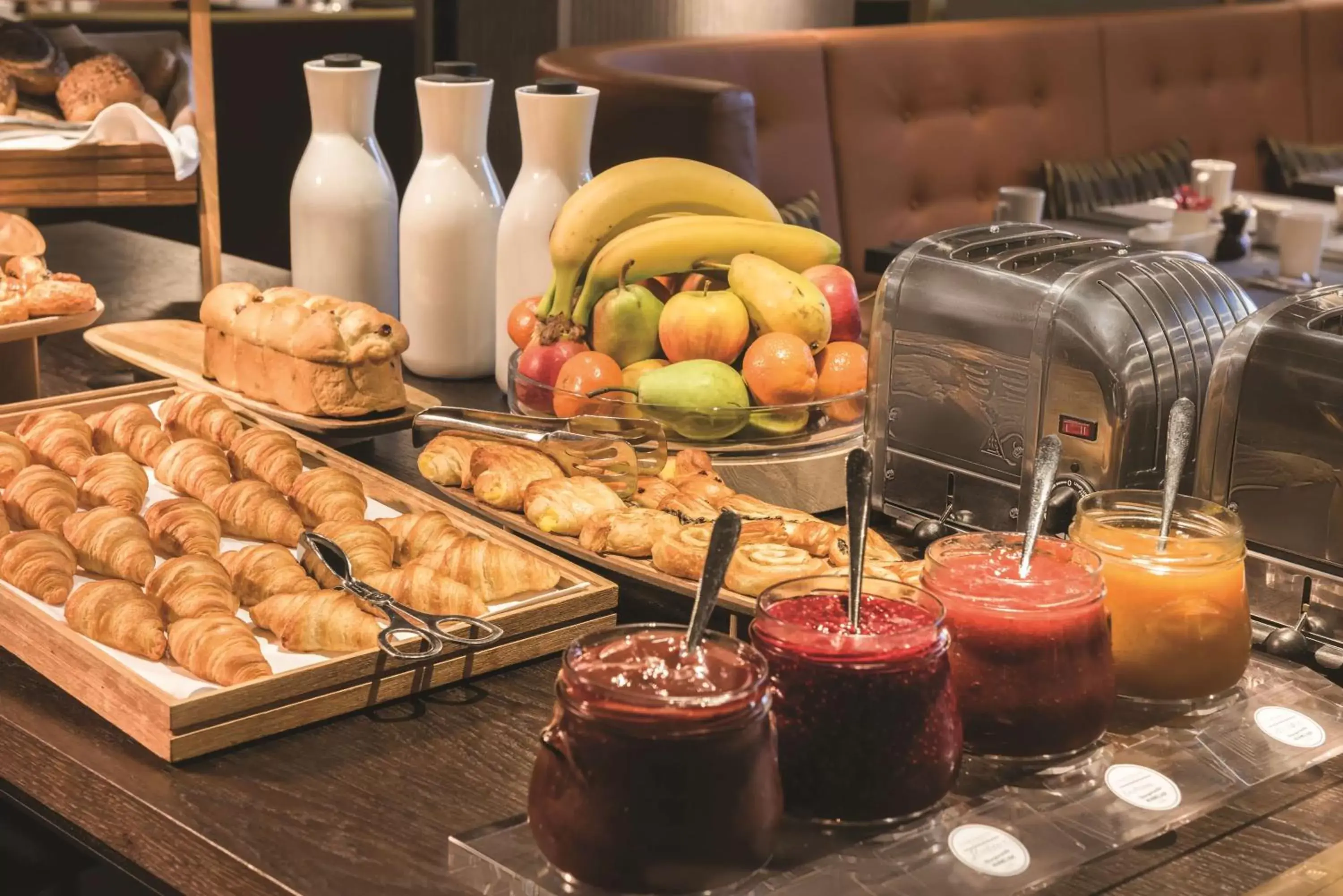 Restaurant/places to eat in Adina Apartment Hotel Hamburg Speicherstadt Restaurant/places to eat in Adina Apartment Hotel Hamburg Speicherstadt