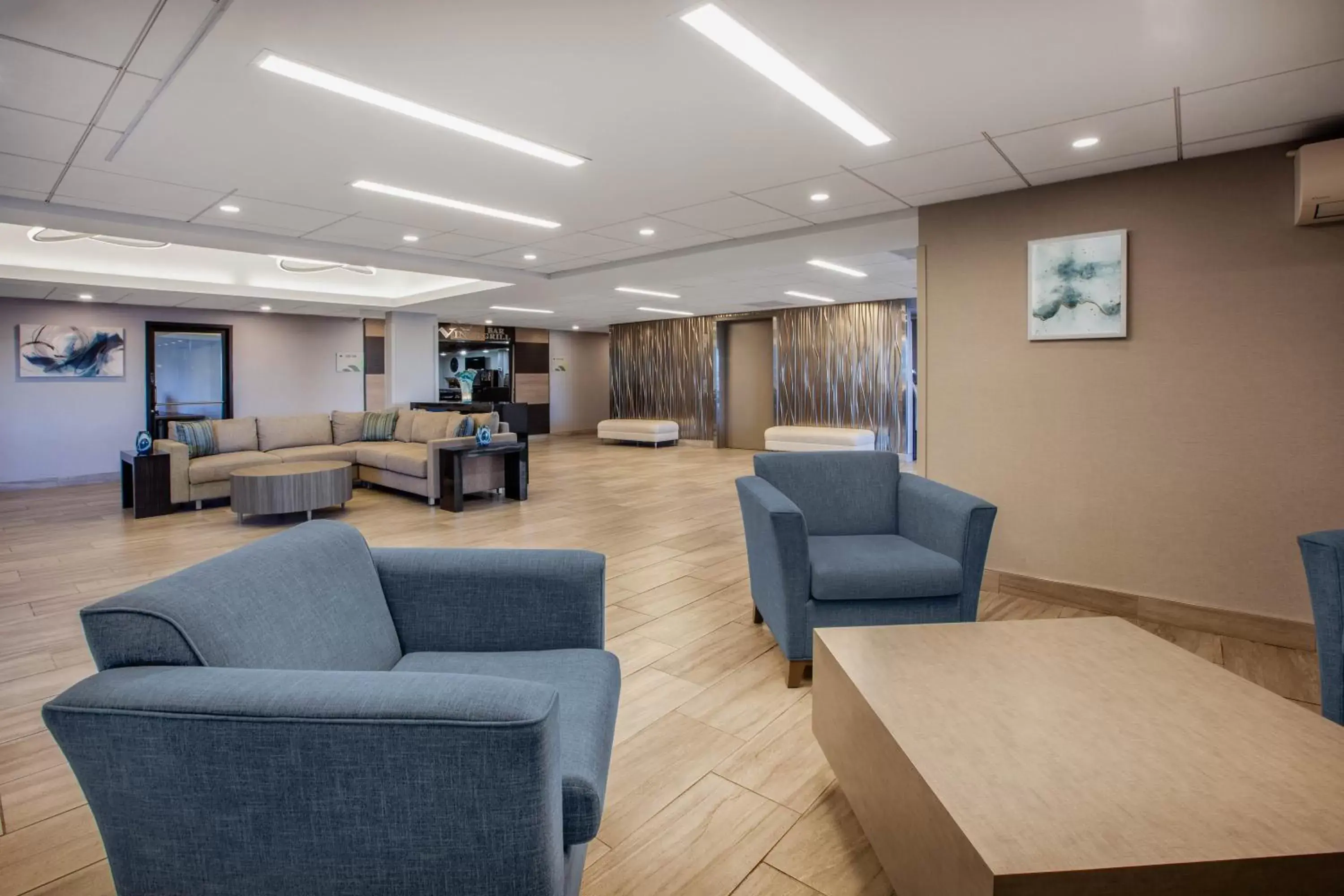 Lobby or reception, Lobby/Reception in Wingate by Wyndham Detroit Metro Airport