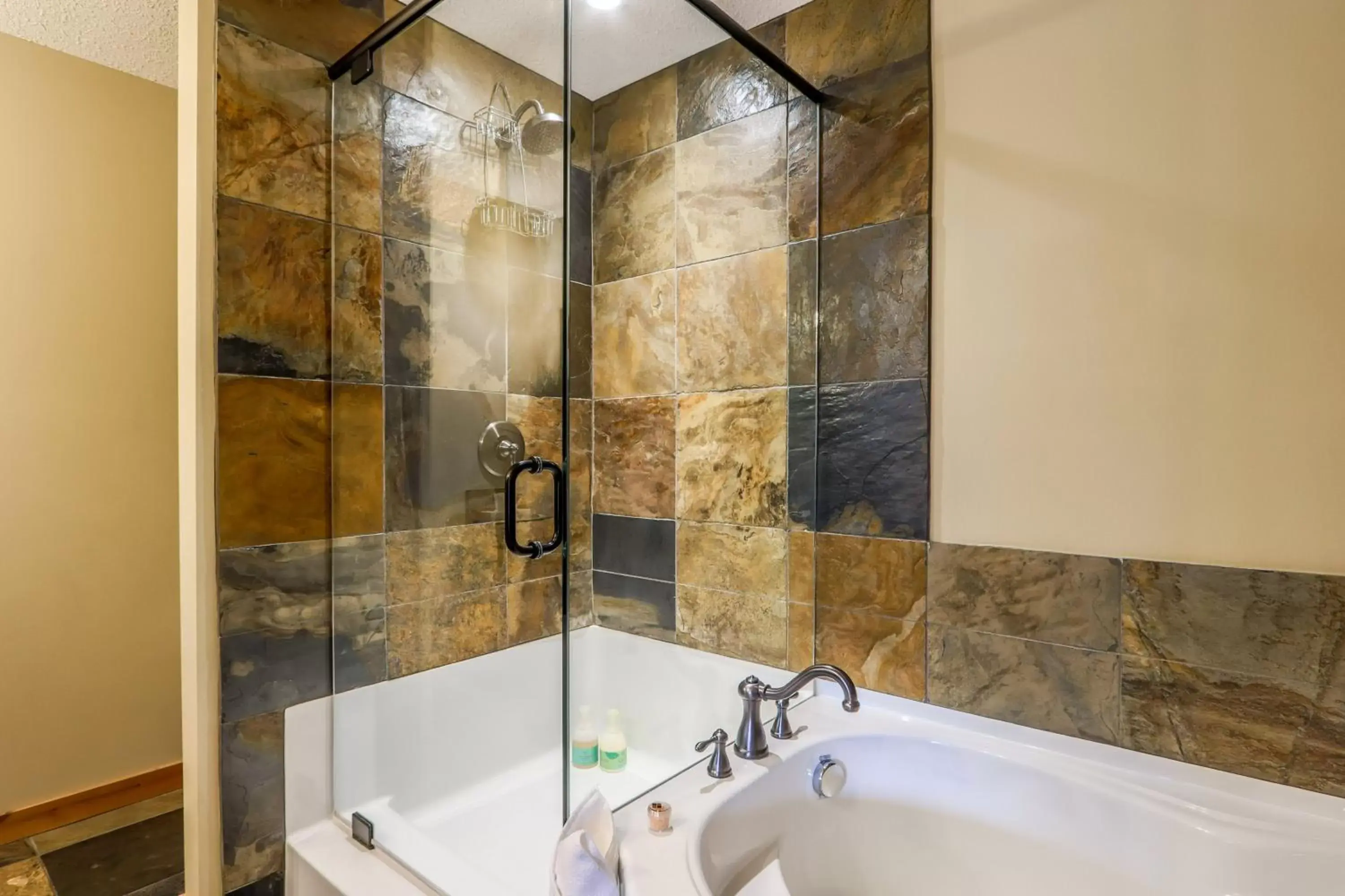 Bathroom in Tamarack Lodge by Spring Creek Vacations