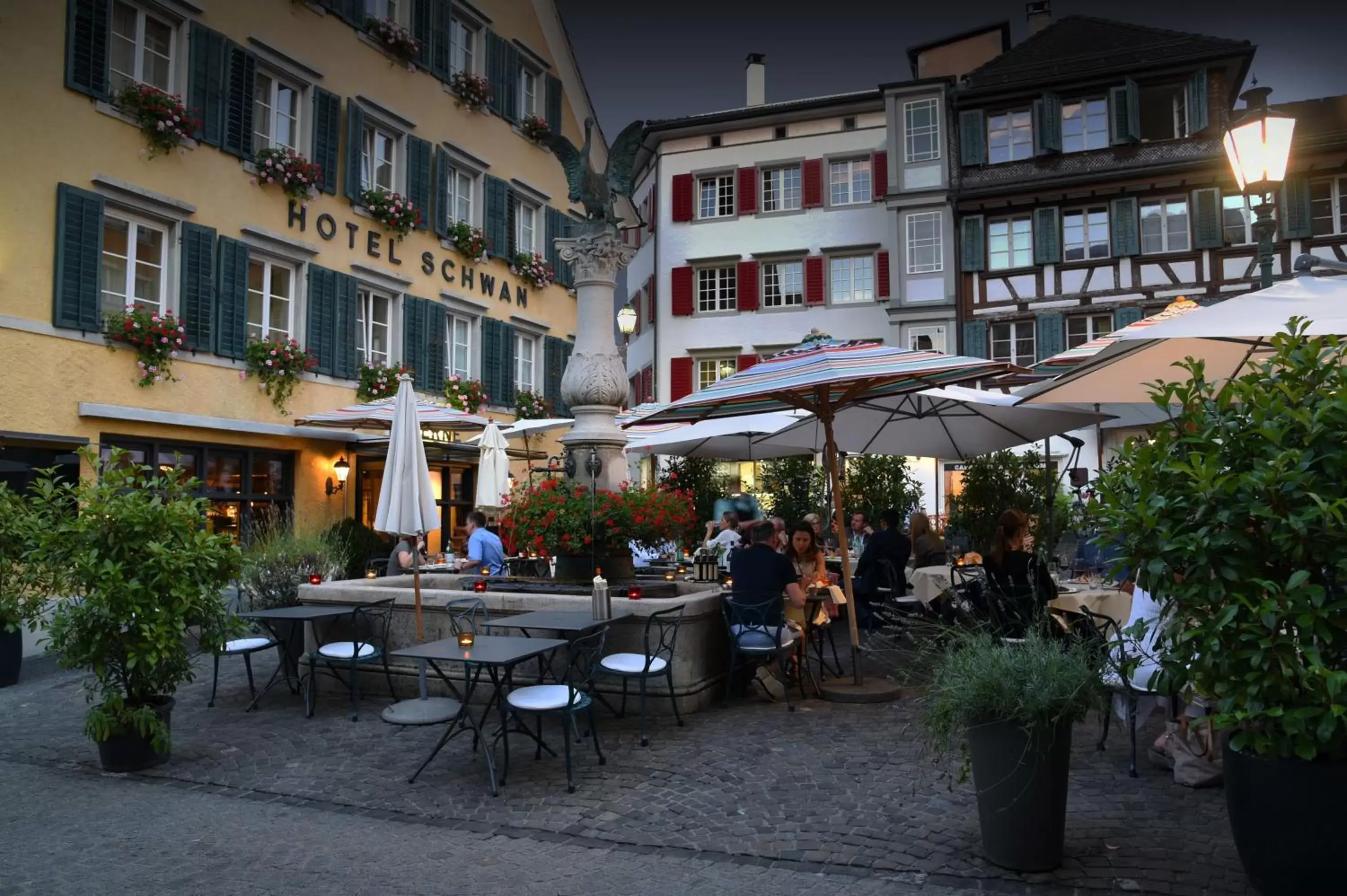 Patio, Restaurant/Places to Eat in Romantik Hotel Schwan
