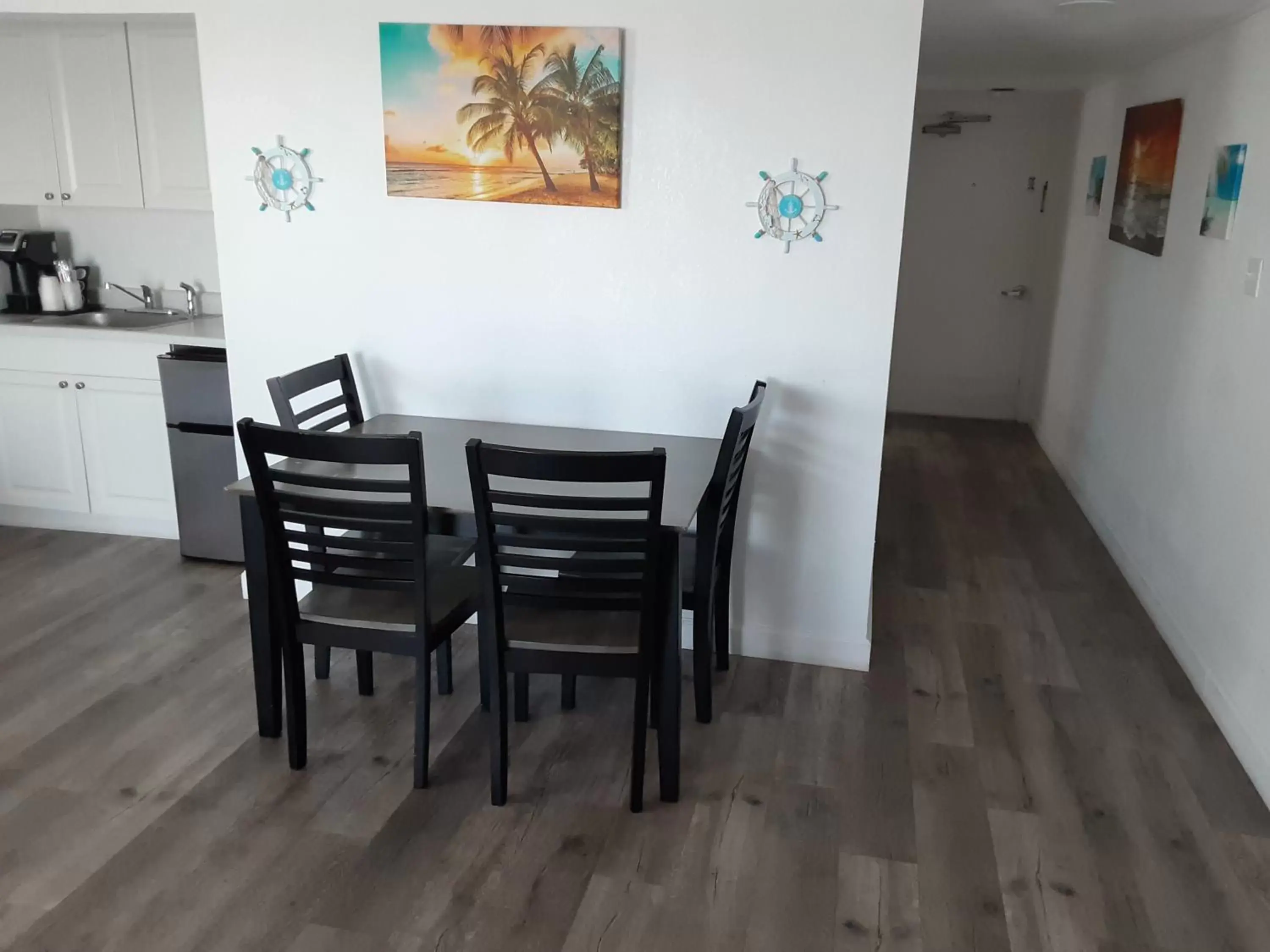 Dining Area in Sandalwood Beach Resort