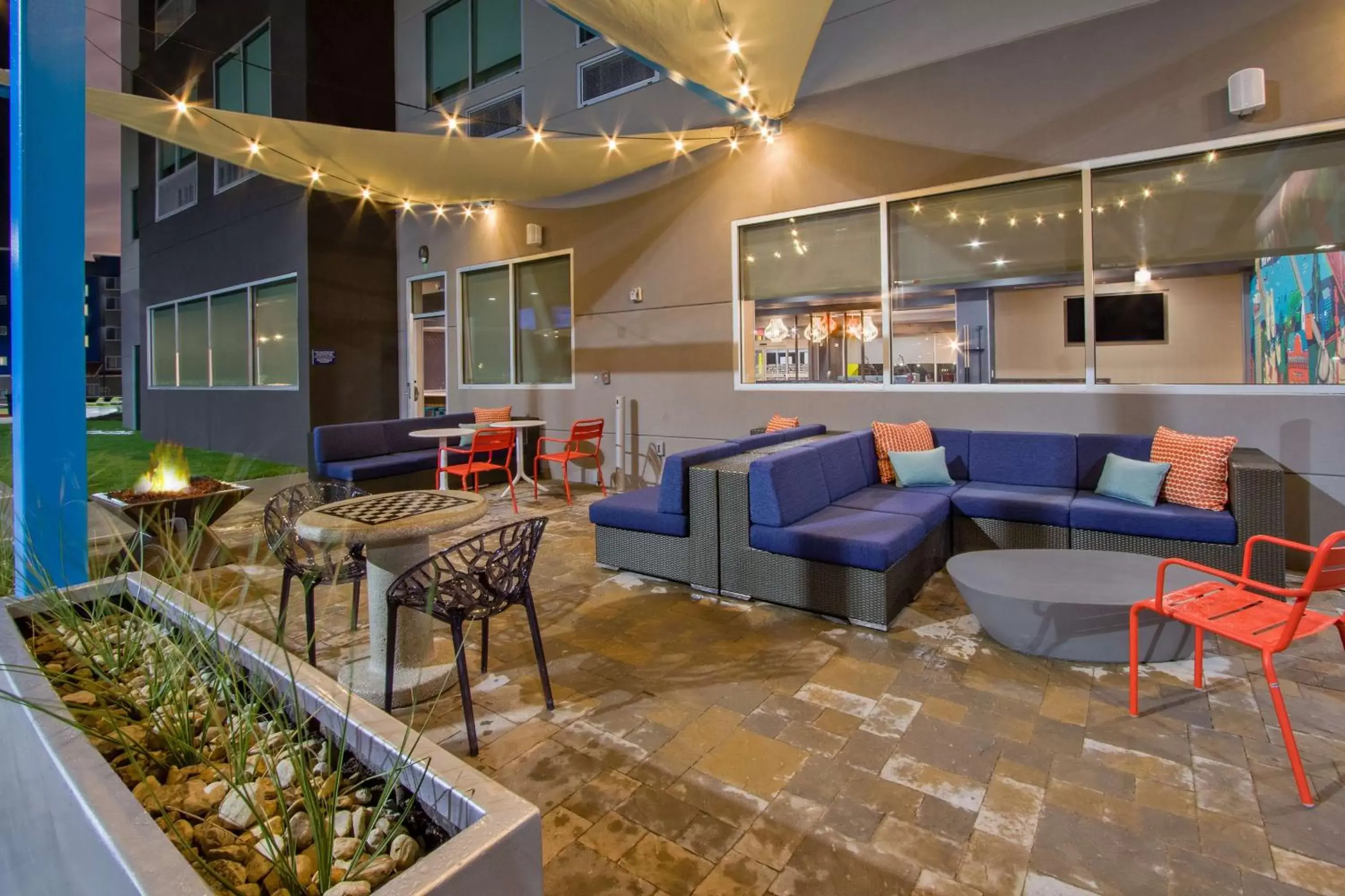 Patio, Lounge/Bar in Tru By Hilton Waco South