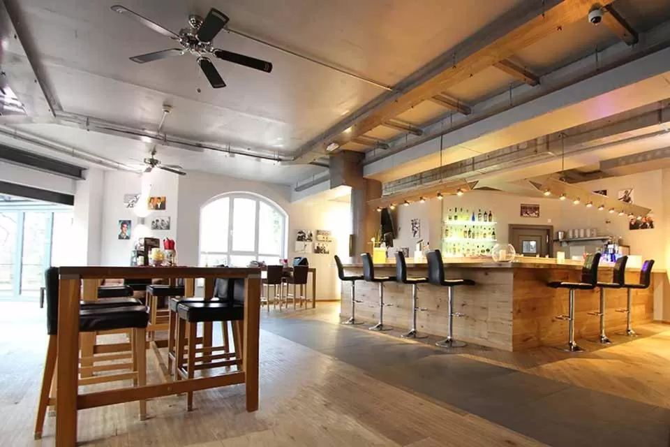 Restaurant/places to eat in SOLEWERK Hotel