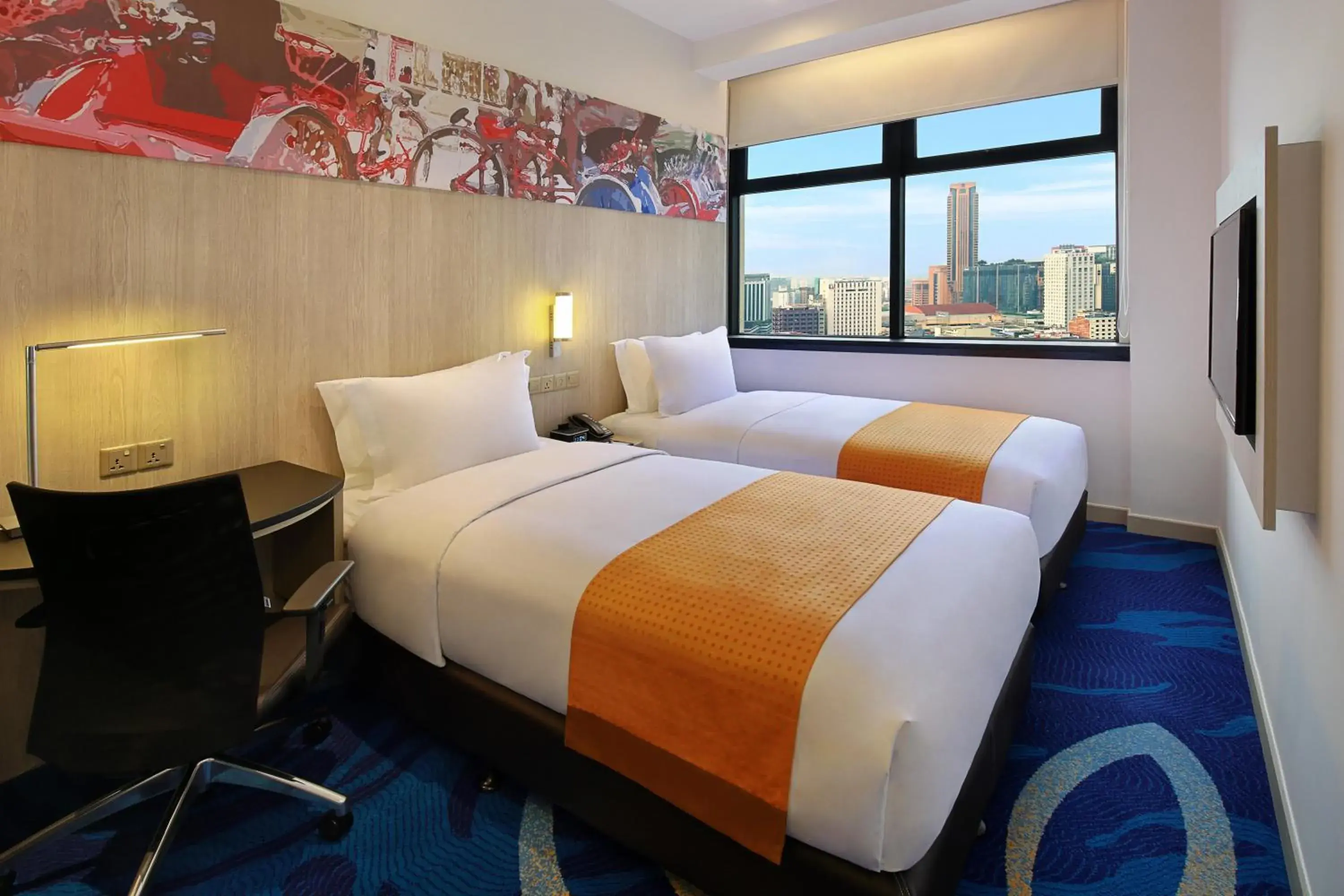 Photo of the whole room, Bed in Holiday Inn Express Kuala Lumpur City Centre, an IHG Hotel