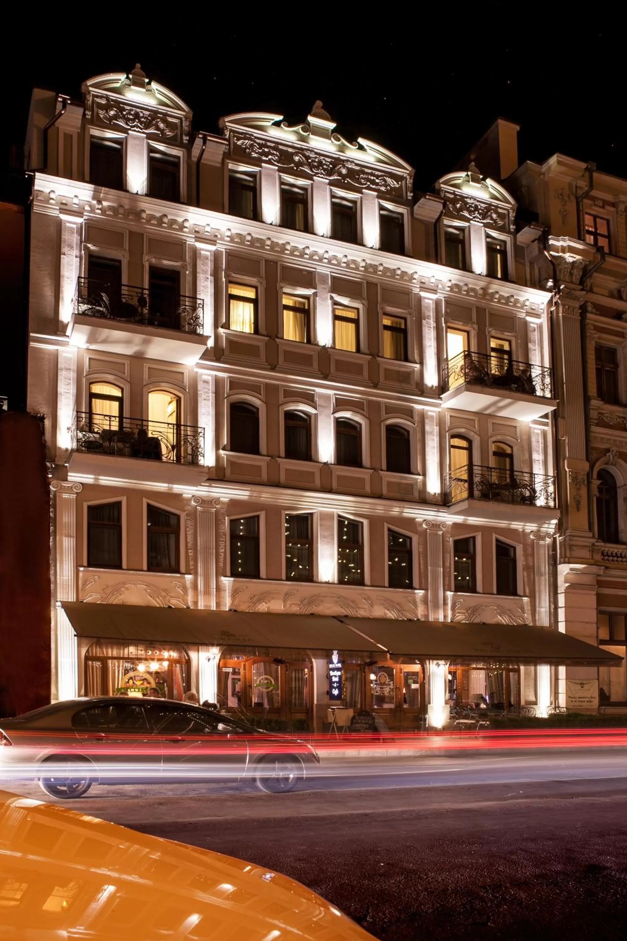 Facade/entrance in Boutique Hotel Palais Royal