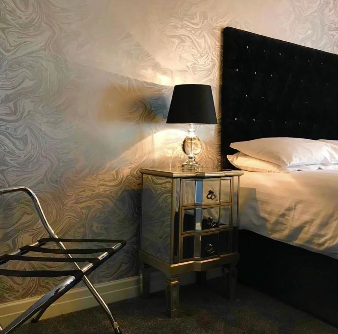 Bed in The Lilly Restaurant With Rooms