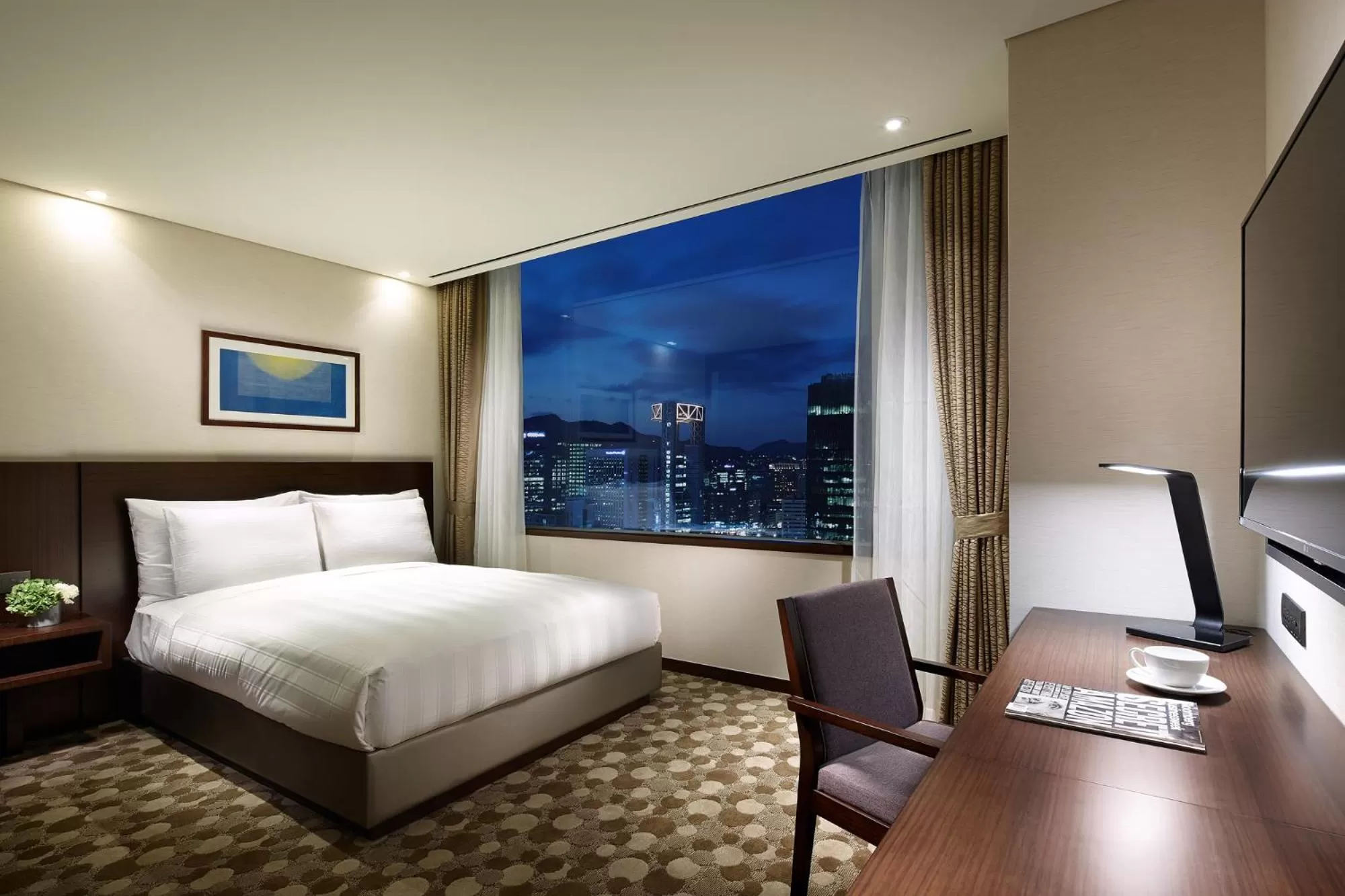 Bed in LOTTE CITY HOTEL Myeongdong