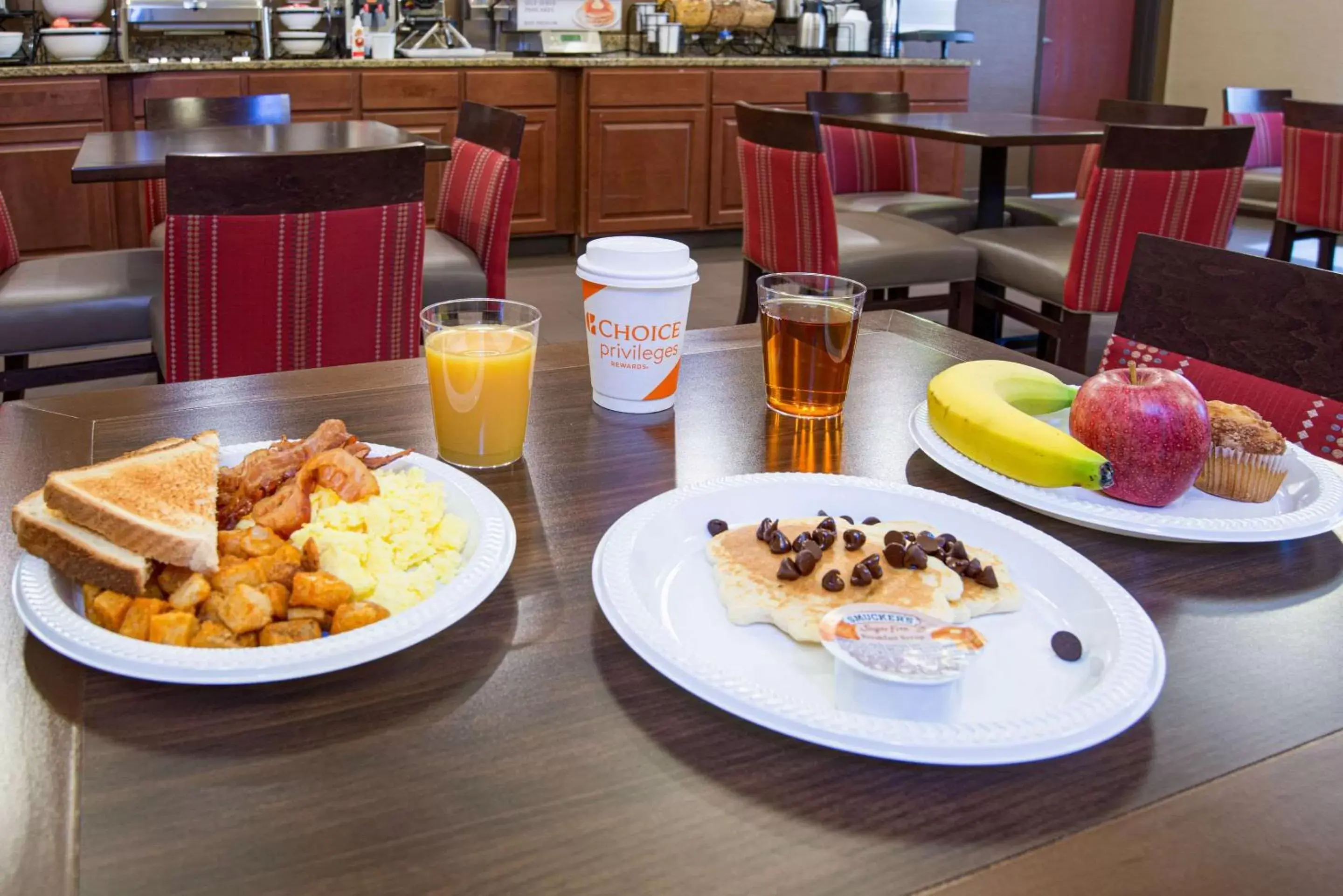 Restaurant/places to eat in Comfort Inn Naugatuck-Shelton, CT