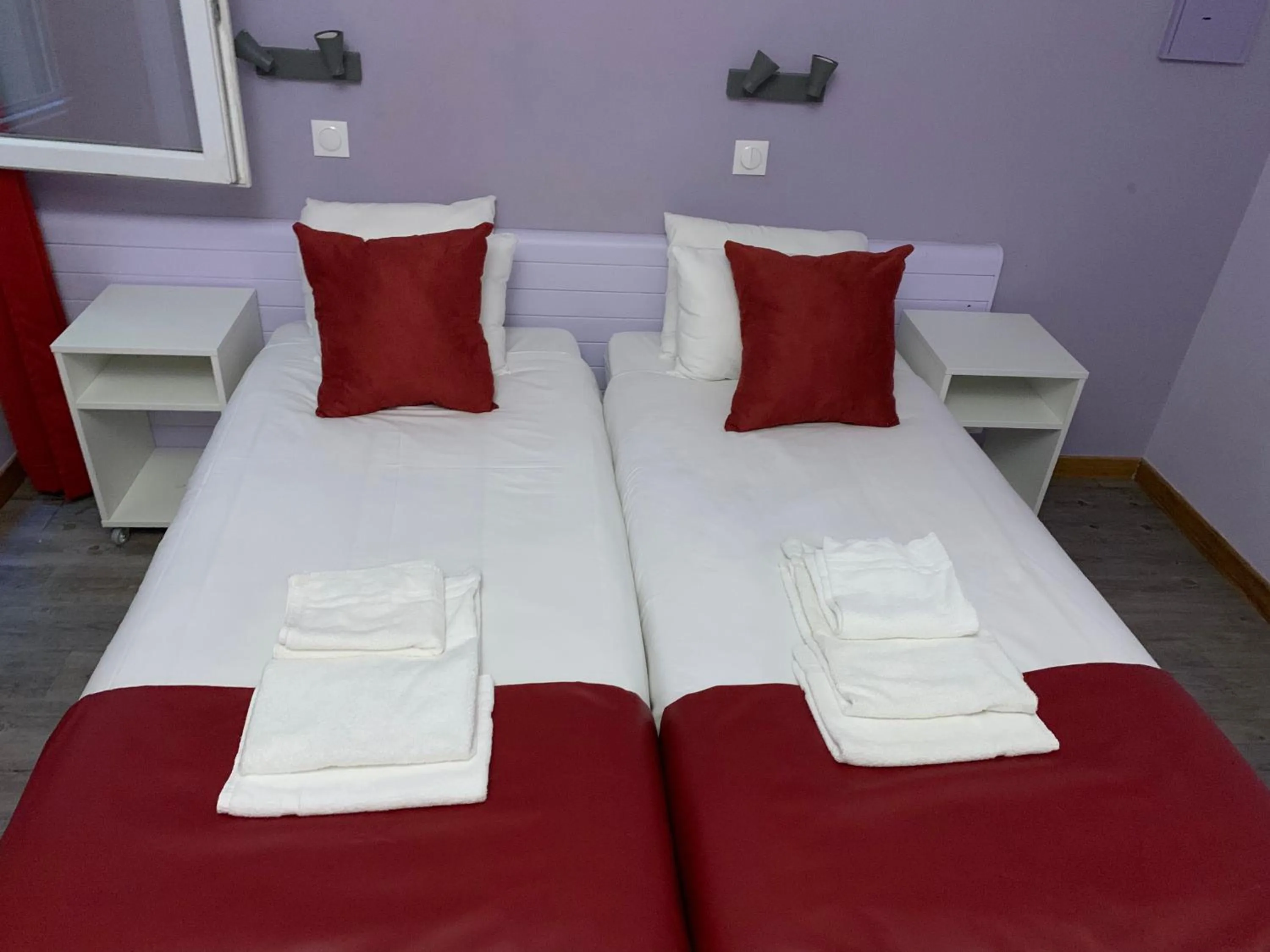 Bed in Hôtel Apollo Opéra