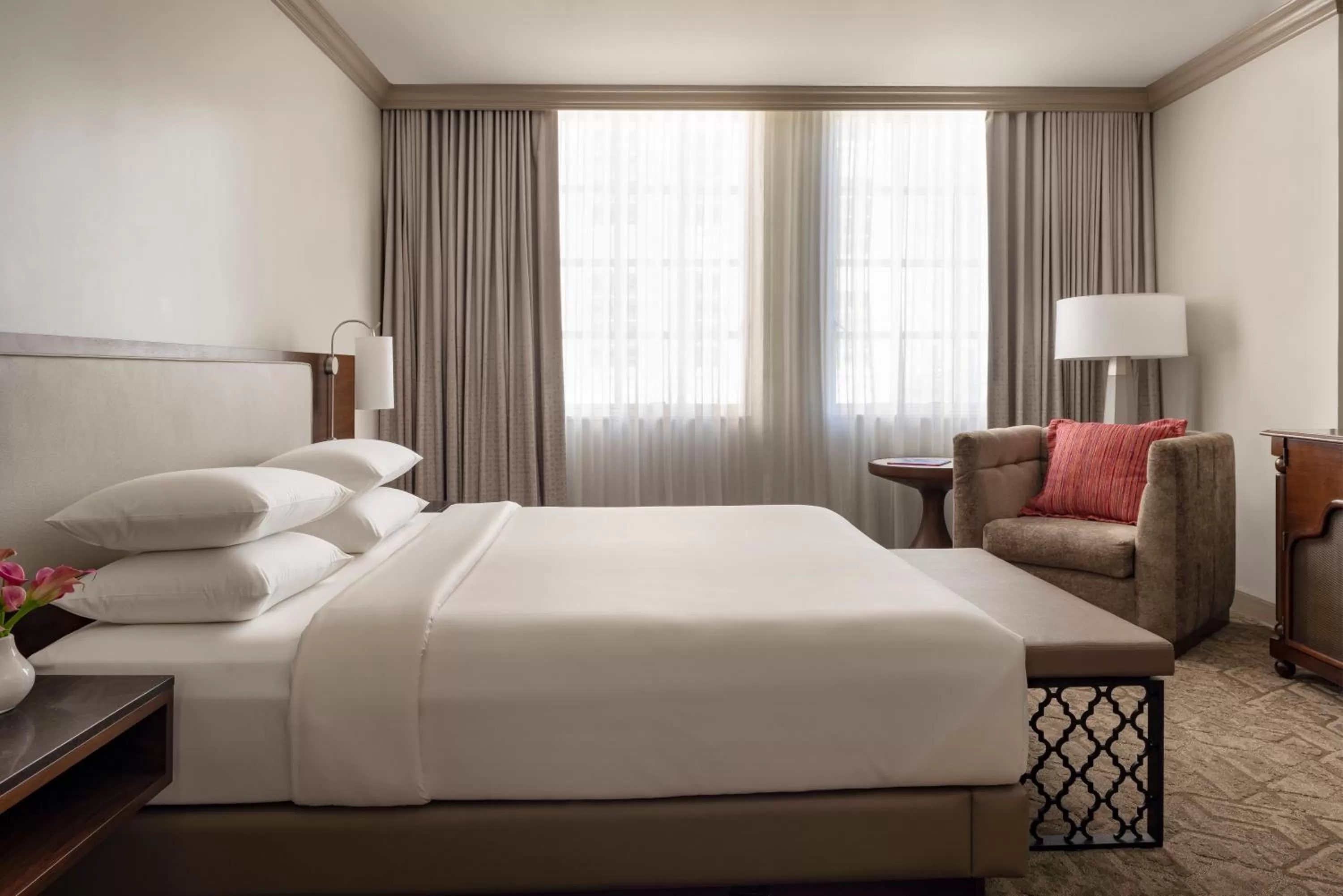 Photo of the whole room, Bed in Hyatt Regency Coral Gables in Miami