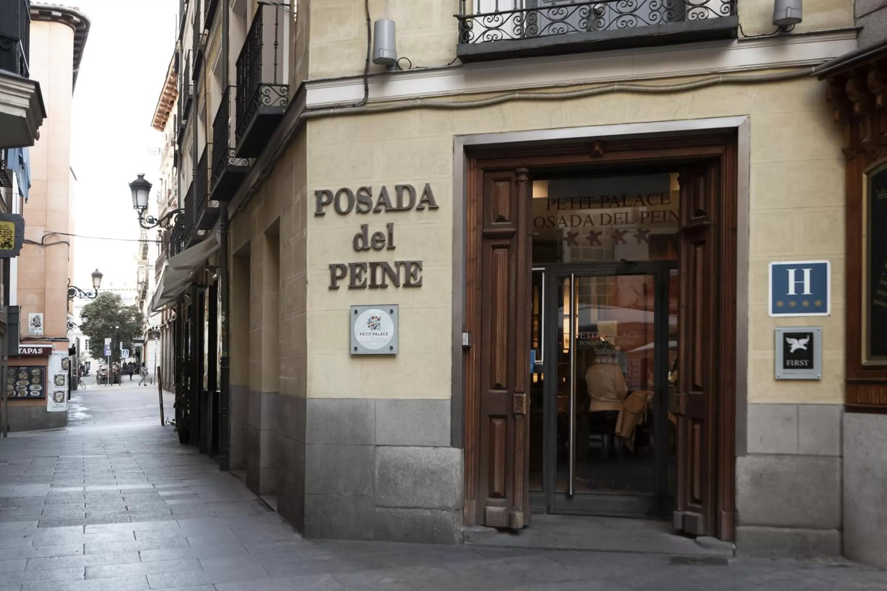 Property building in Petit Palace Posada del Peine