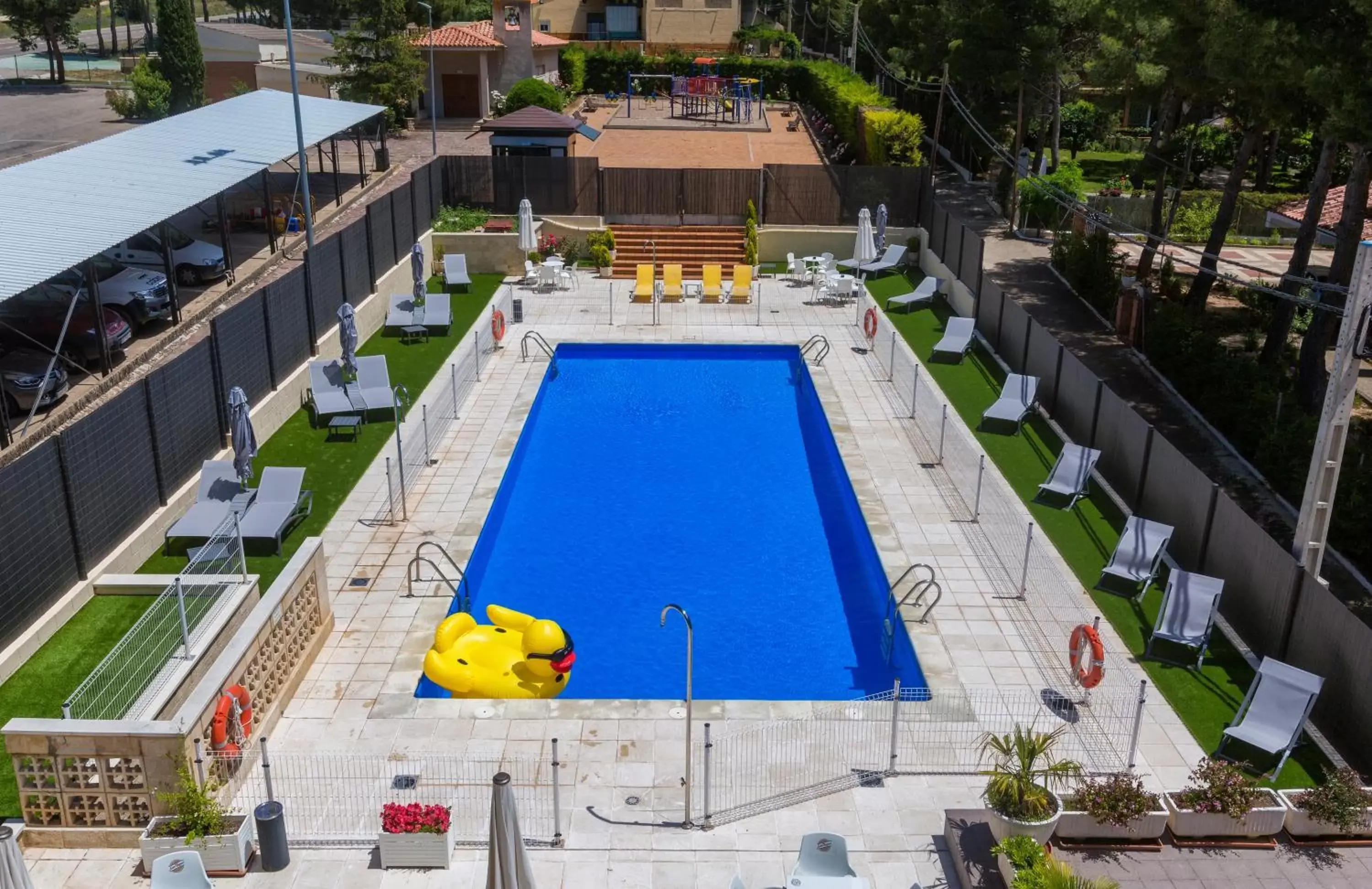 Swimming pool, Pool View in Hotel Marivella